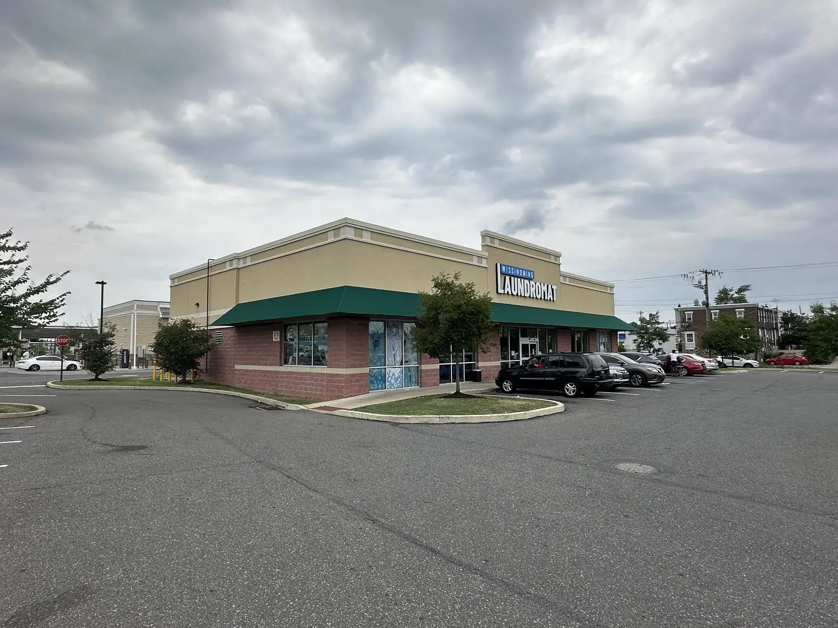 Wissinoming laundromat thumbnail 5