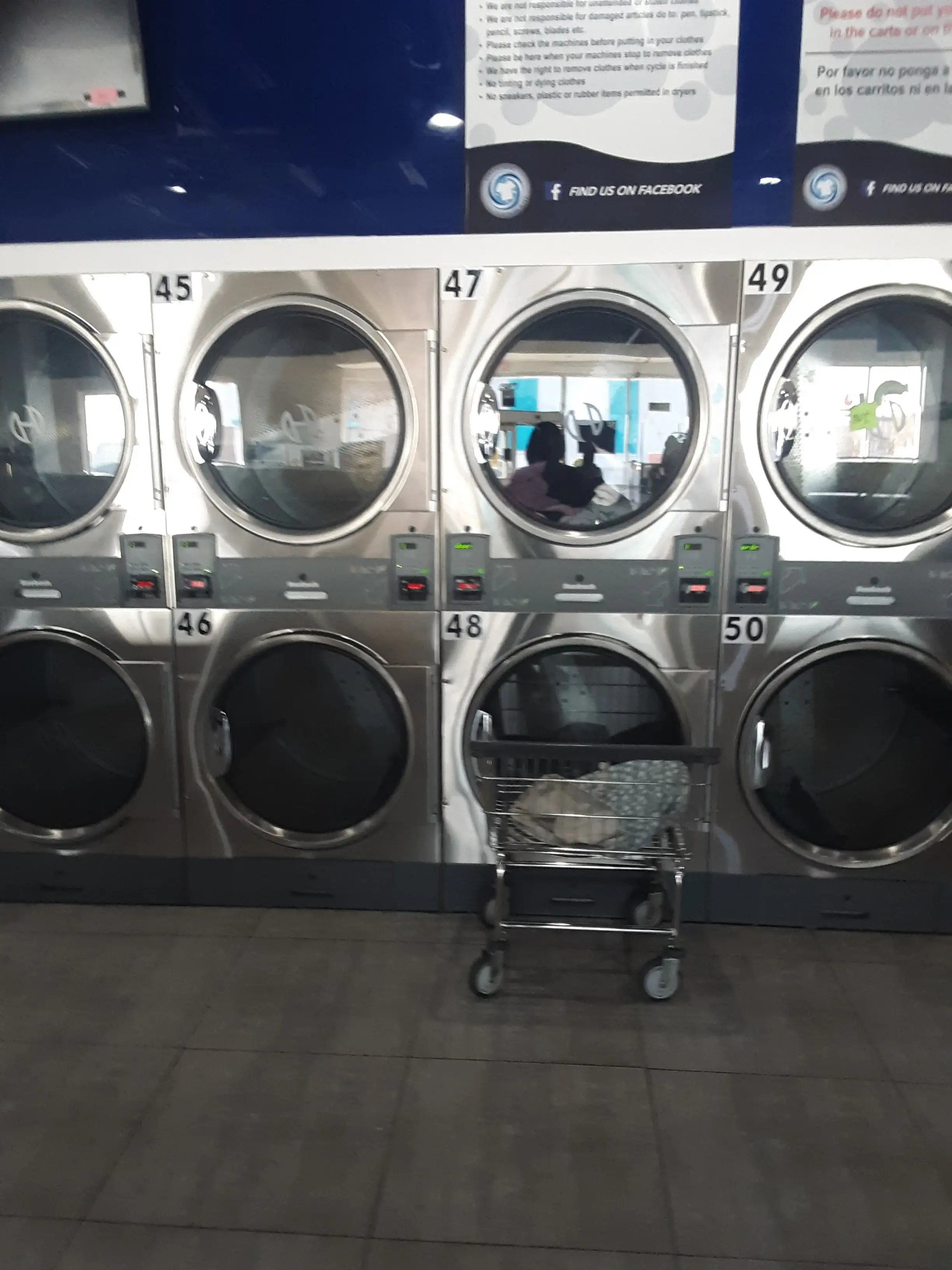 Wissinoming laundromat thumbnail 14