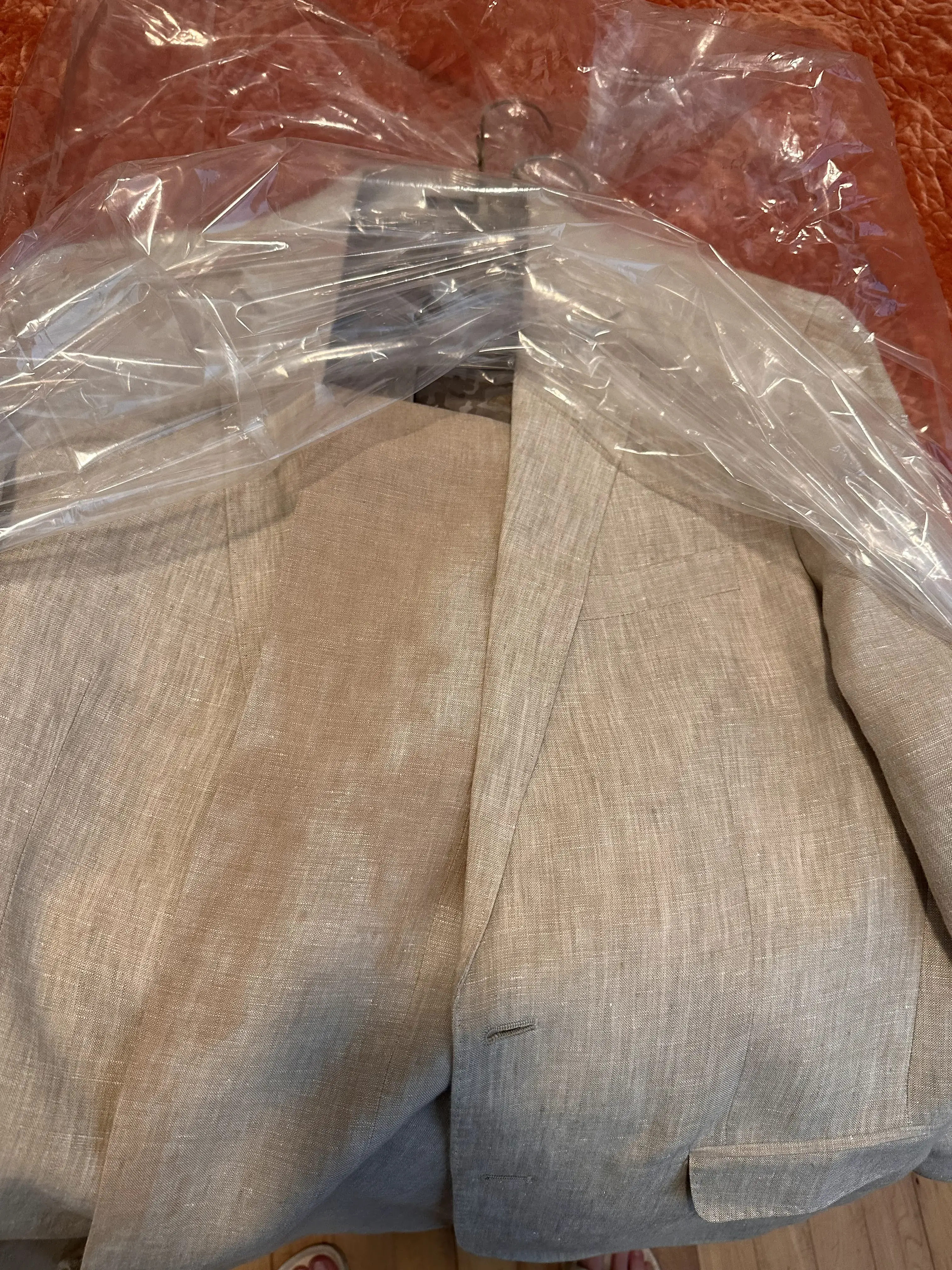 Wolf's Dry Cleaners and Laundry thumbnail 5