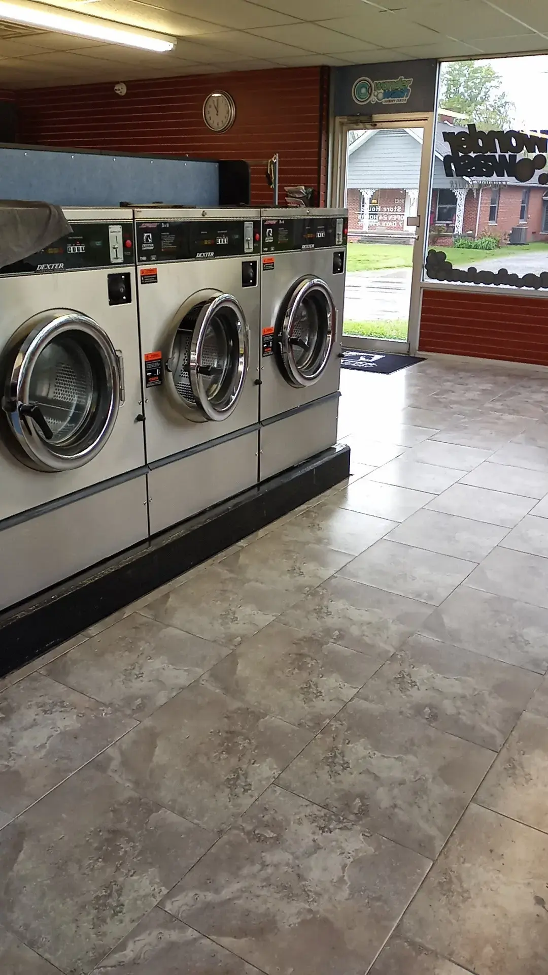 Wonder Wash Laundry - Image 9