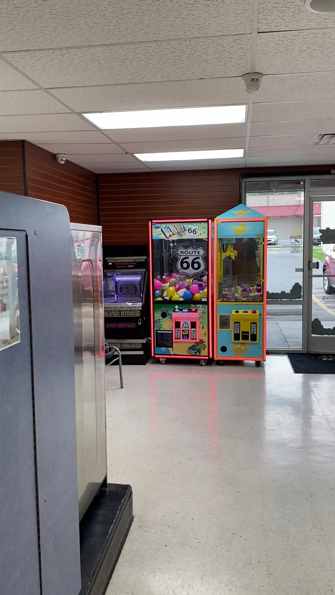 Wonder Wash Laundry Center - Image 19