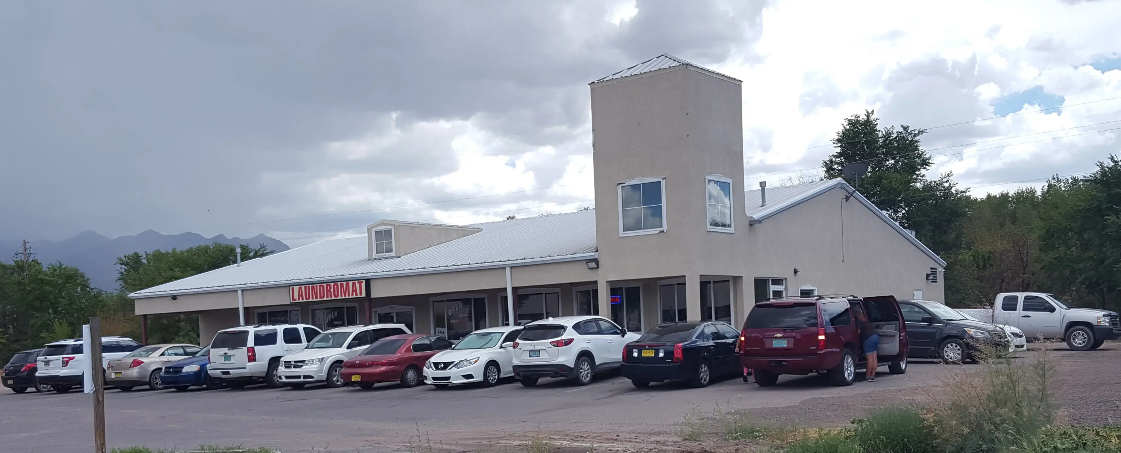 Wonderwash Laundromat - Image 16