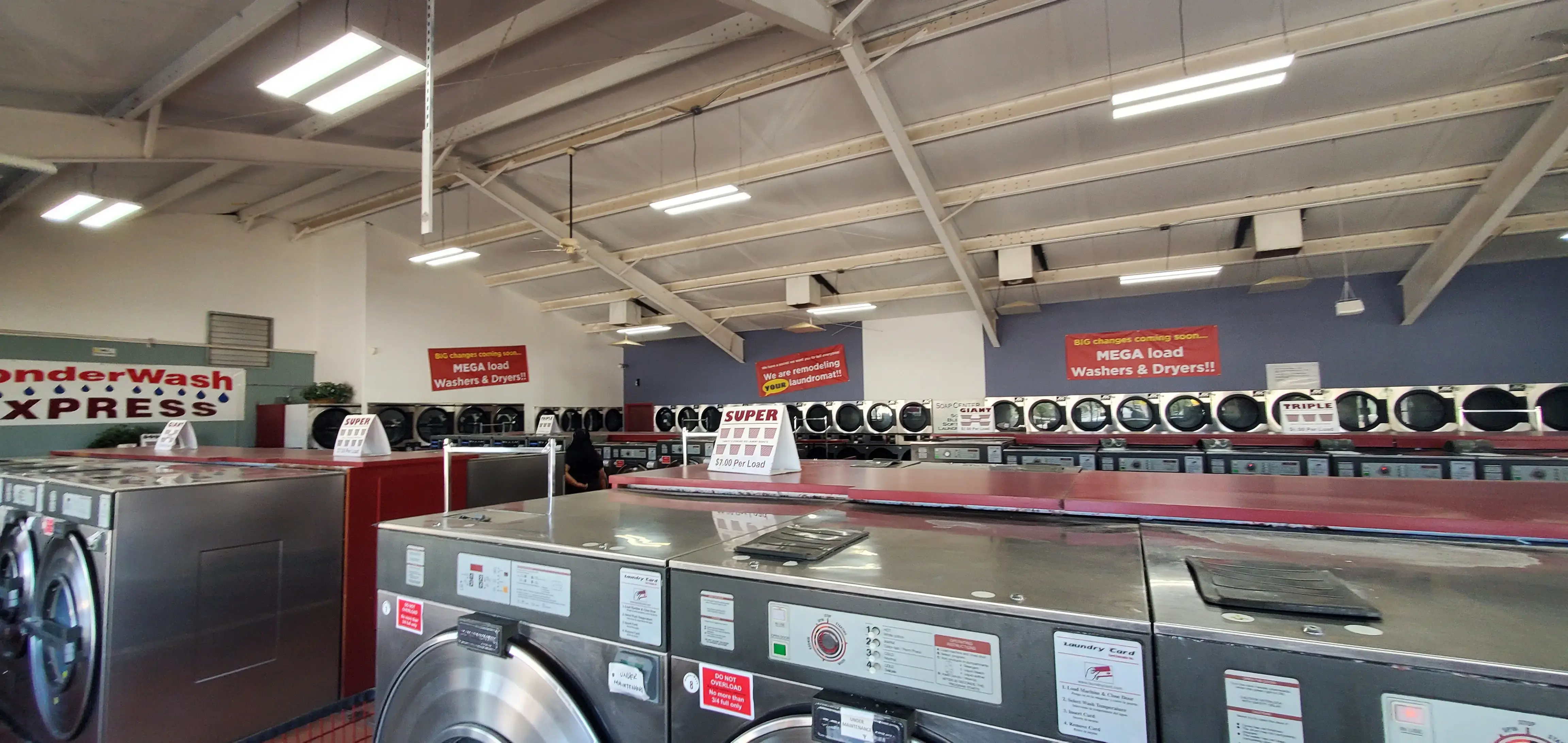 Wonderwash Laundromat - Image 9