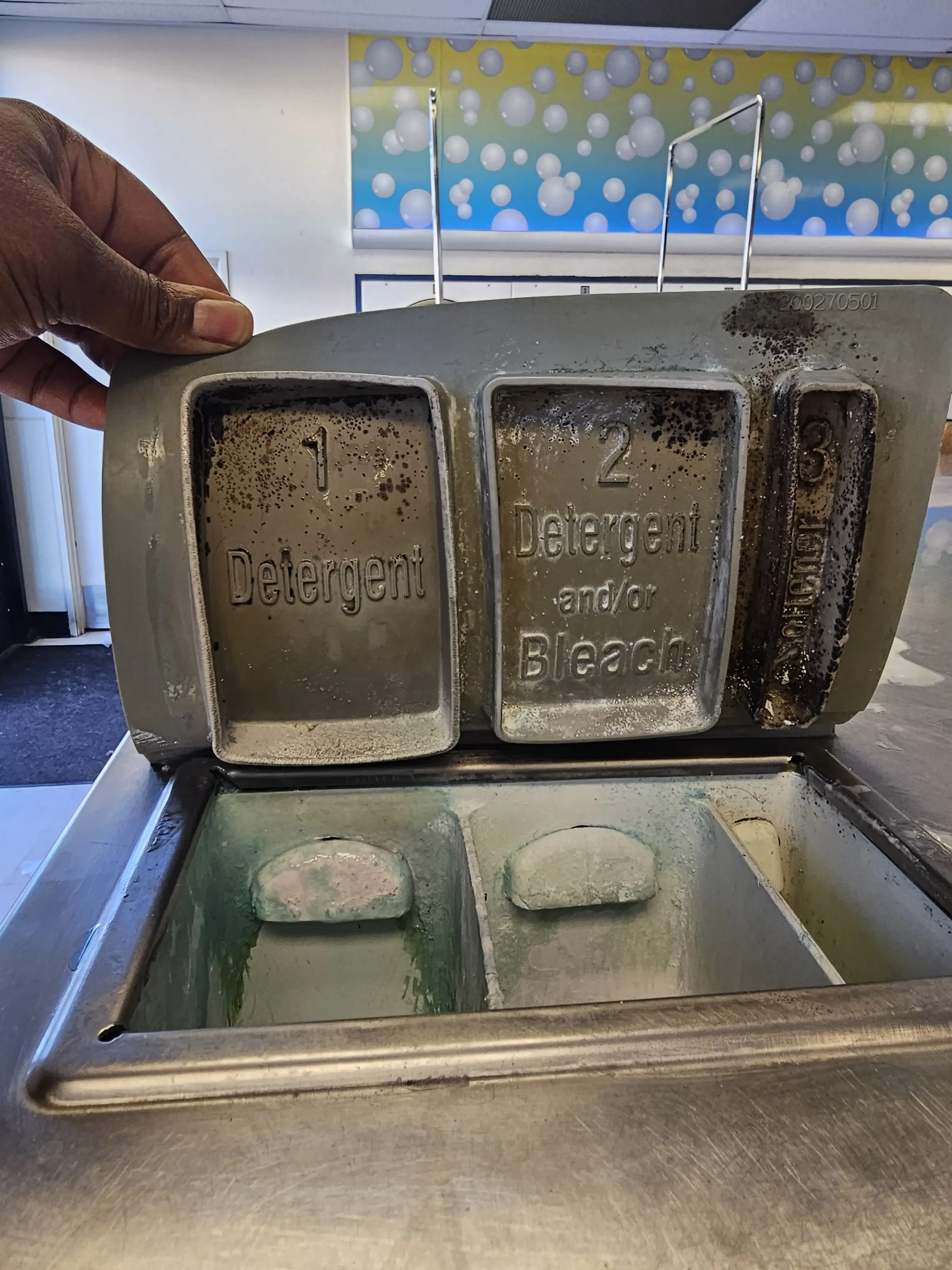 Wonderwash Laundromat - Image 16