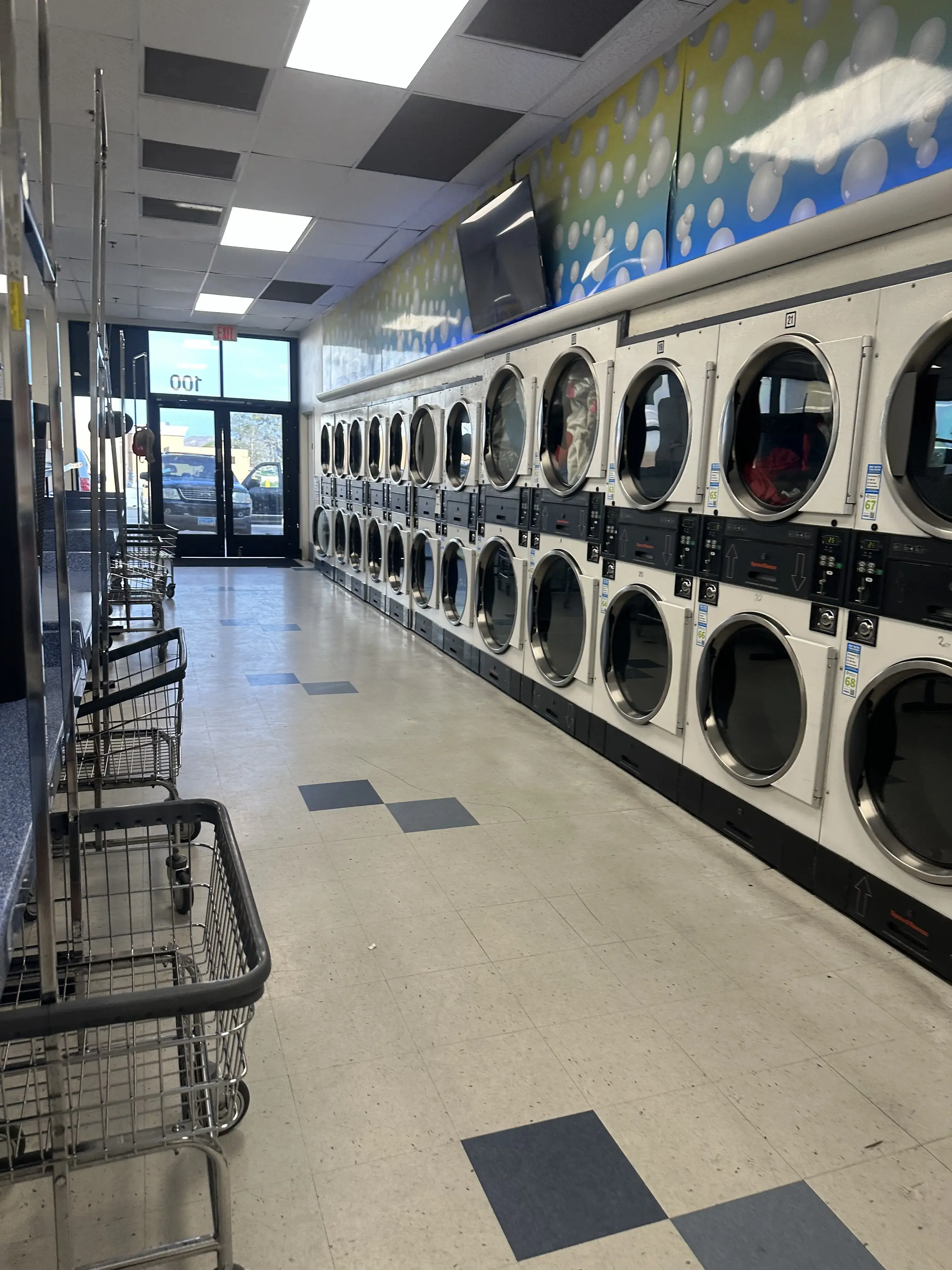 Wonderwash Laundromat - Image 3