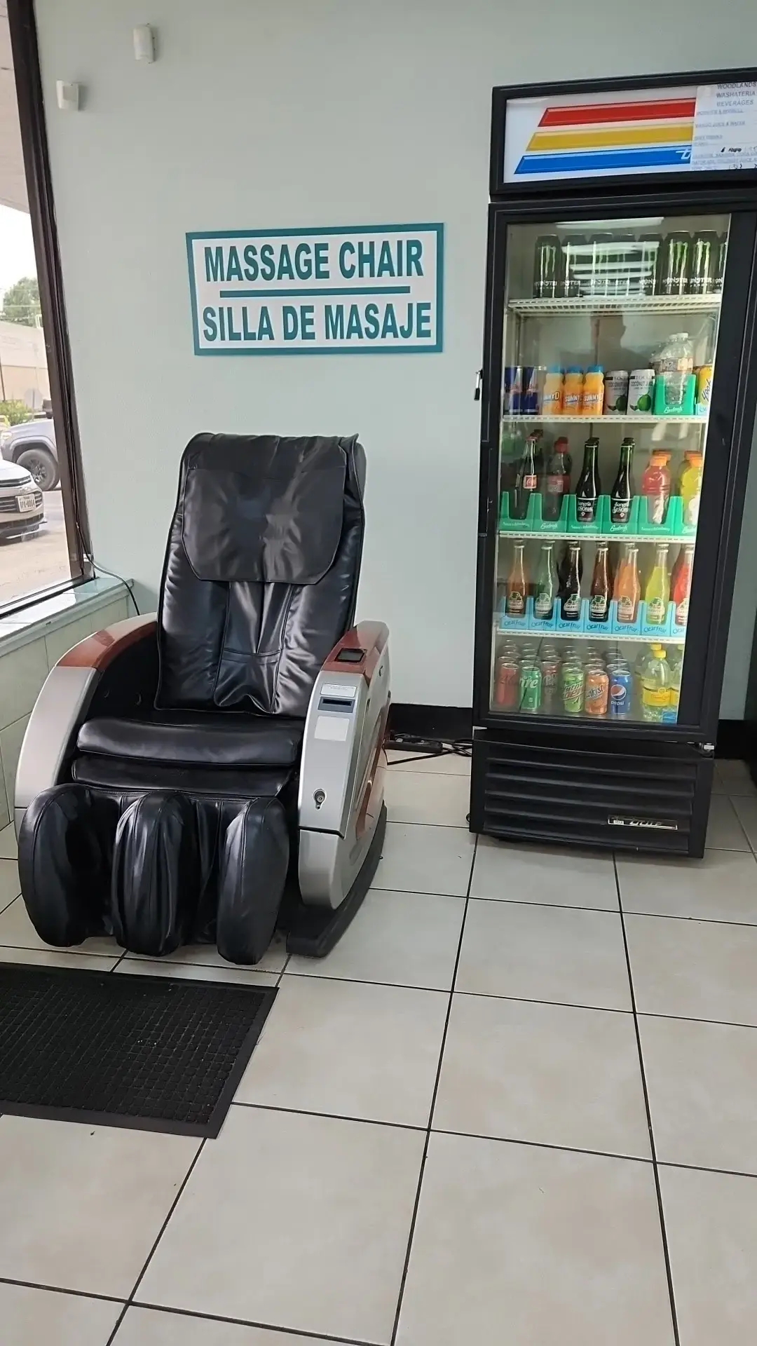Woodlands Washateria - Image 8