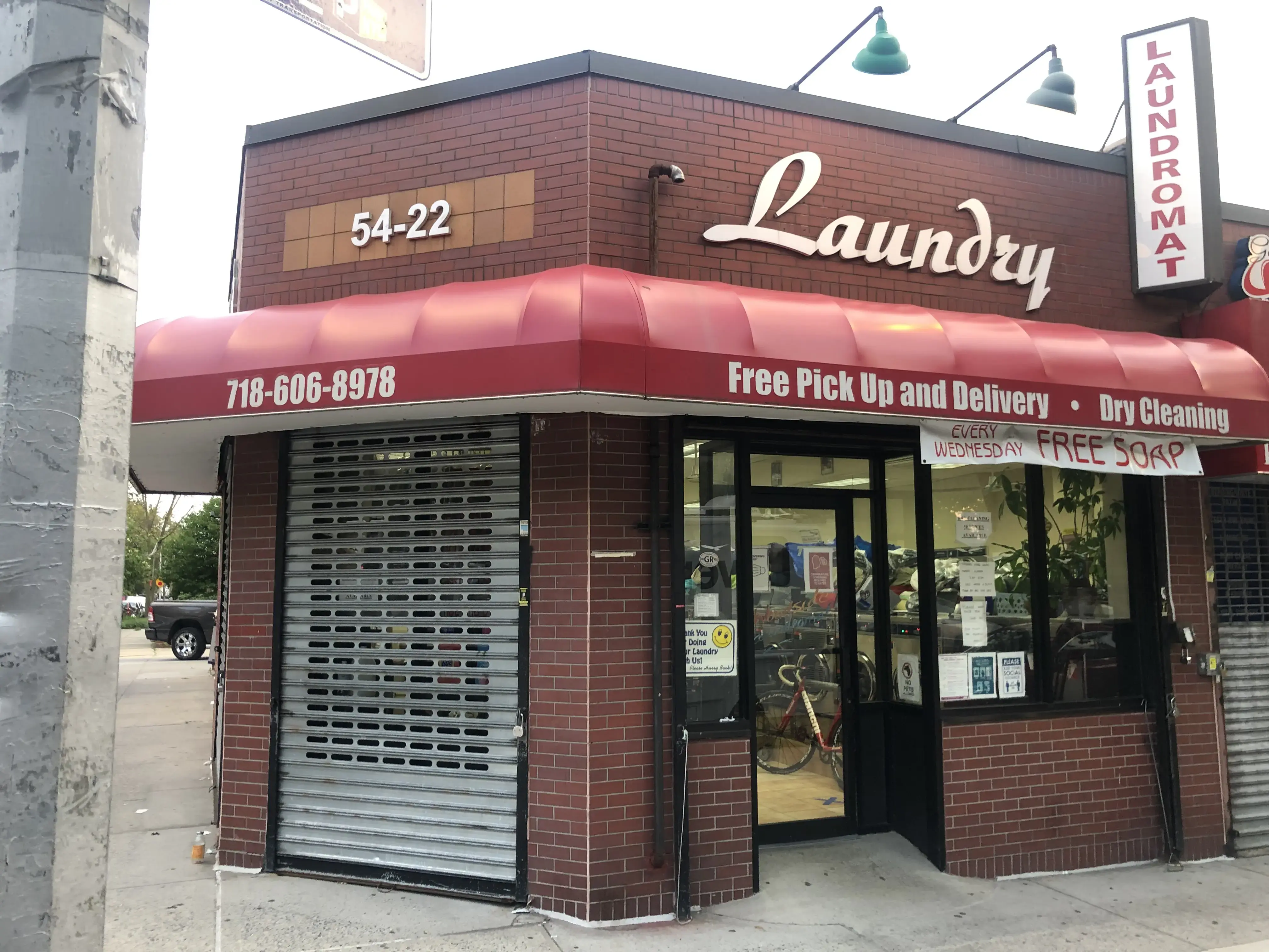 WOODSIDE LAUNDRY CORP location