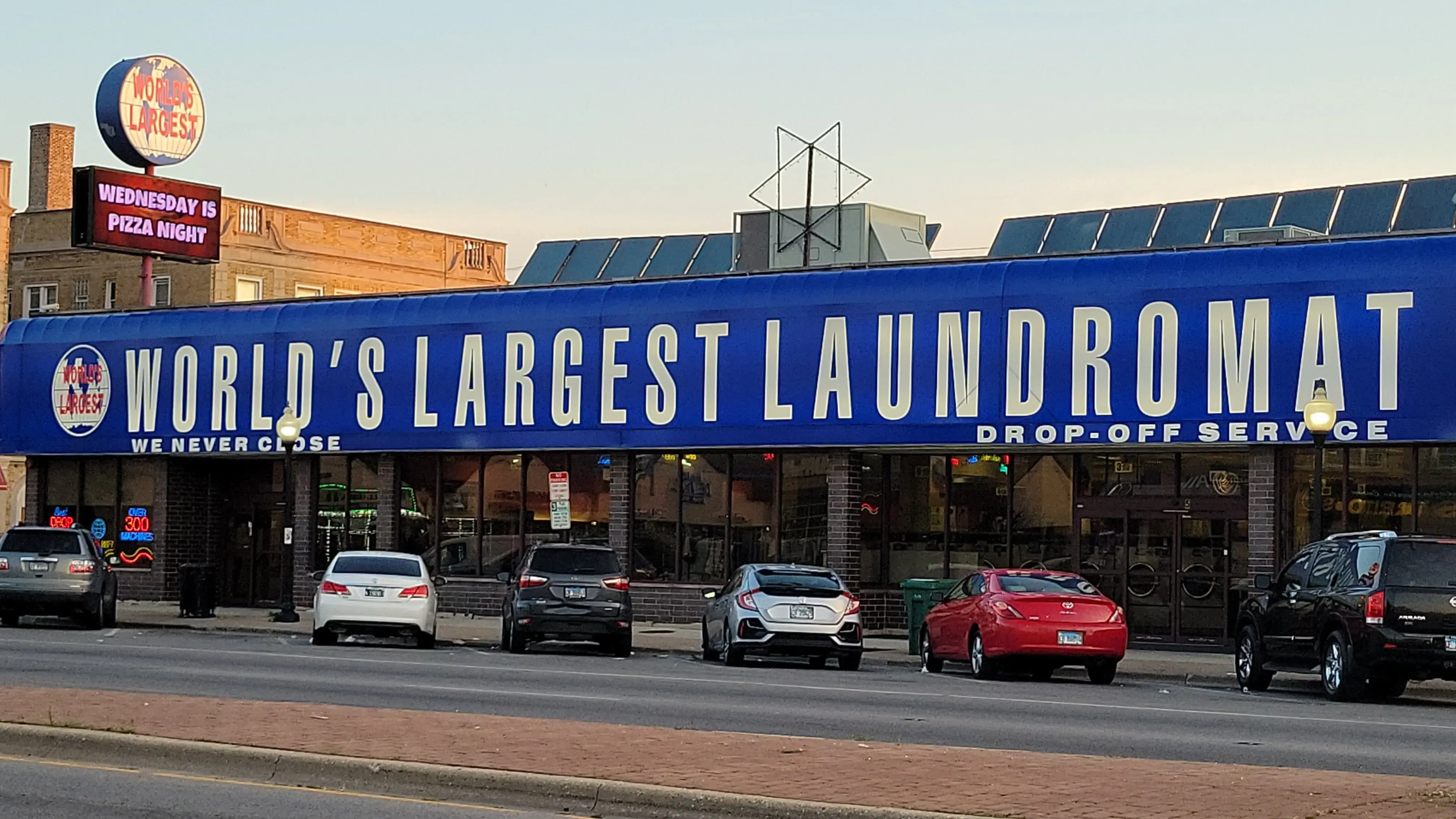 World's Largest Laundromat thumbnail 2
