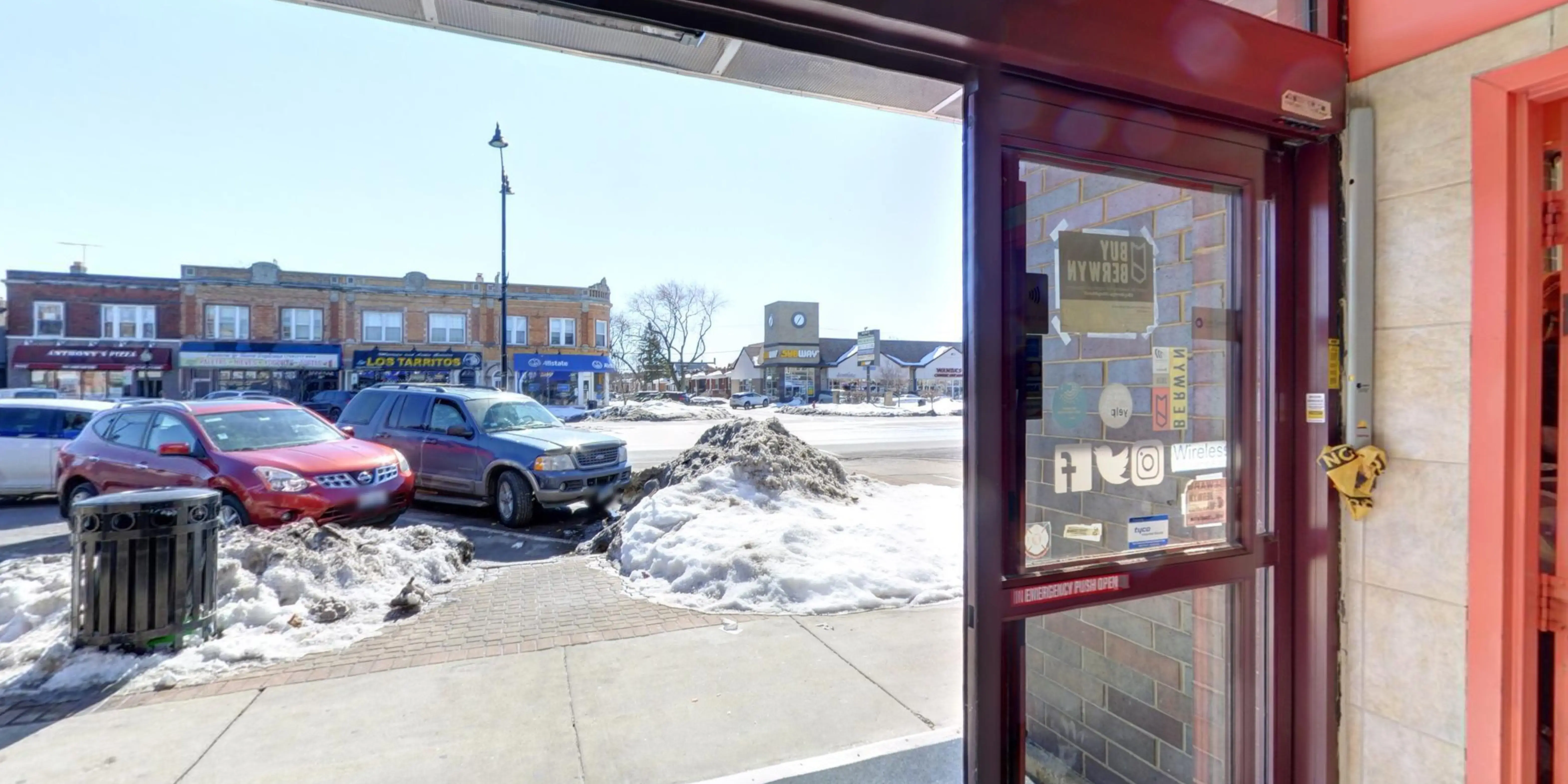 World's Largest Laundromat thumbnail 11