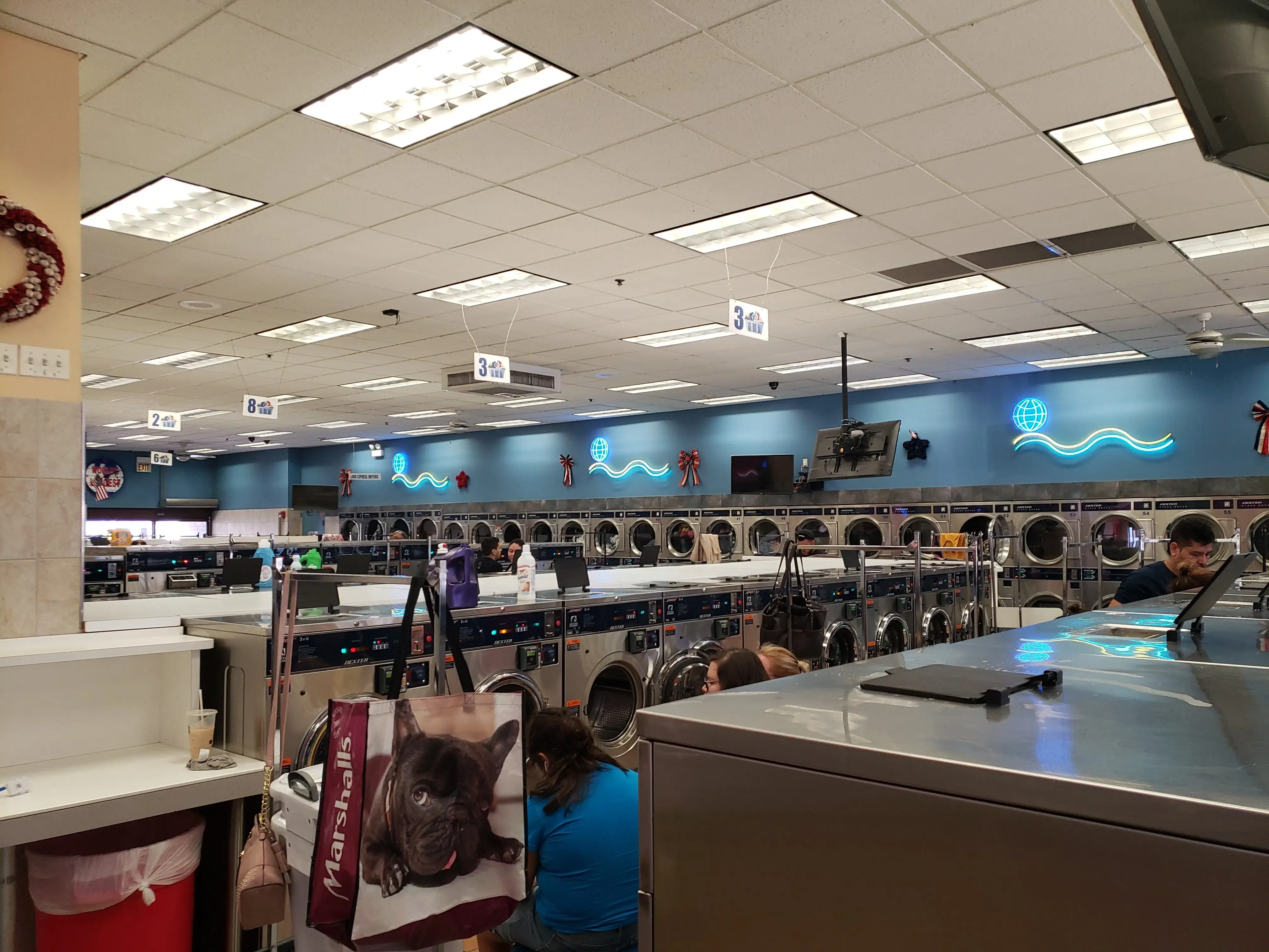 World's Largest Laundromat - Image 19