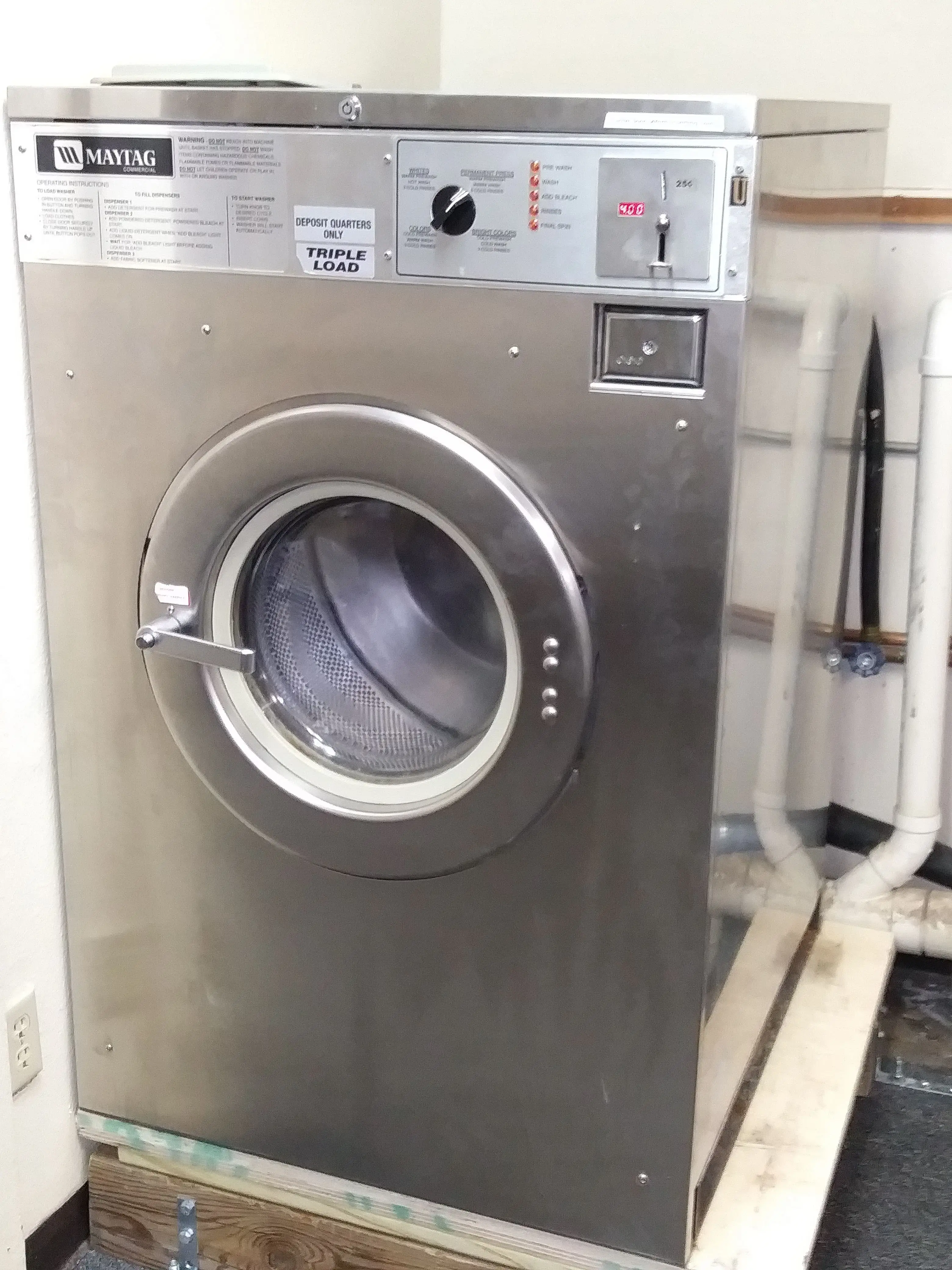 Wright Laundromat at Latigo Hills Mall - Image 2
