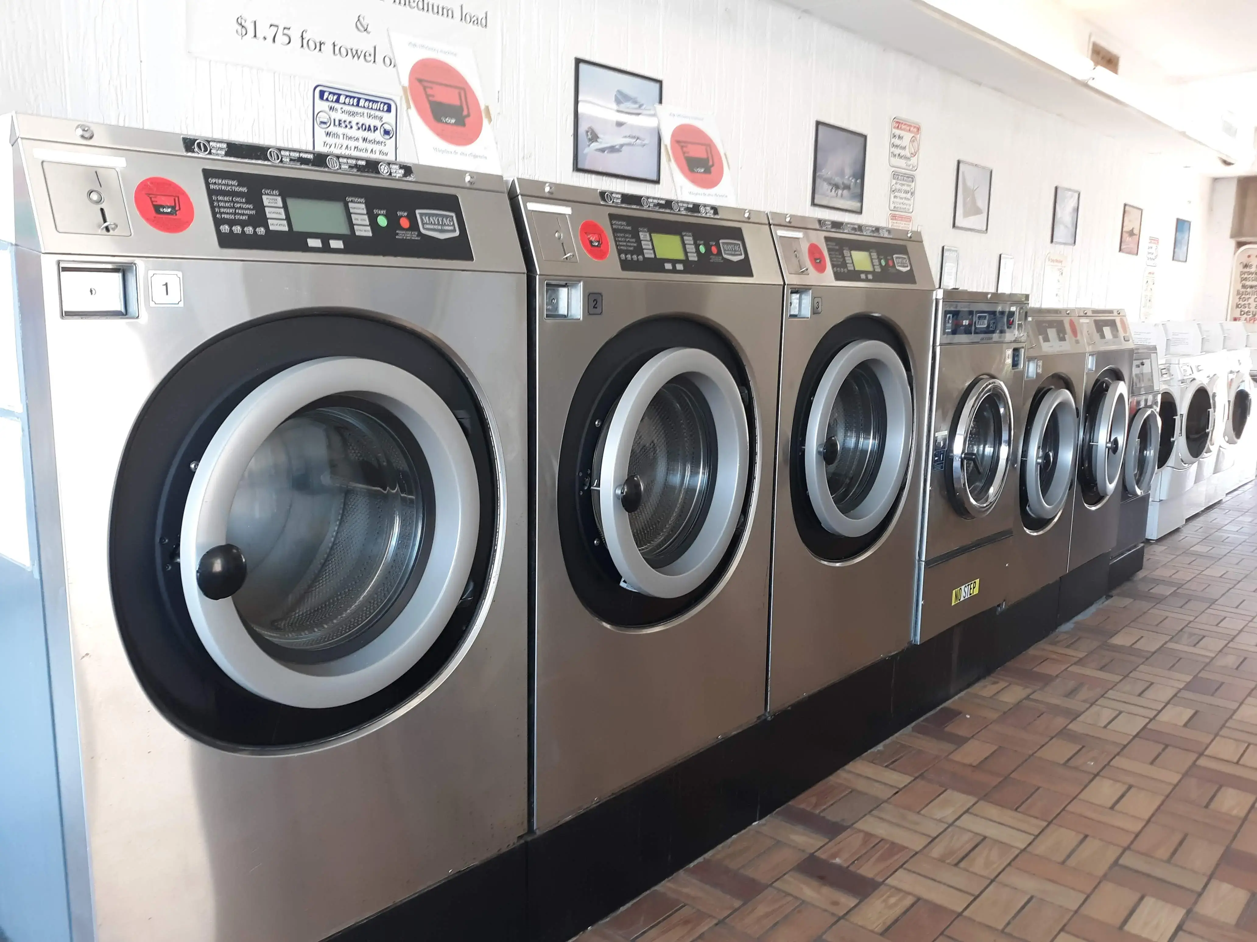 Wrightstown Laundromat thumbnail 20
