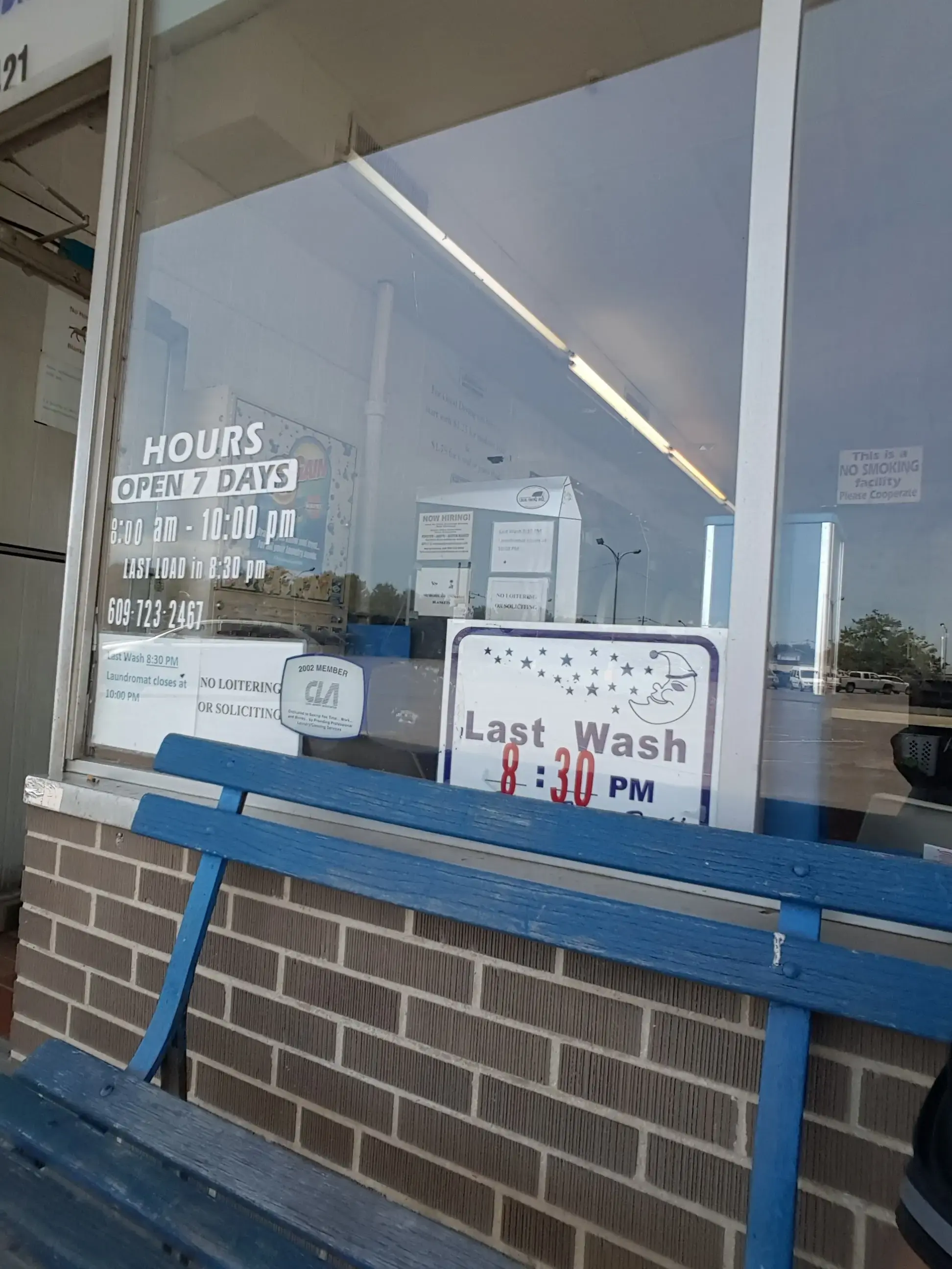 Wrightstown Laundromat - Image 12