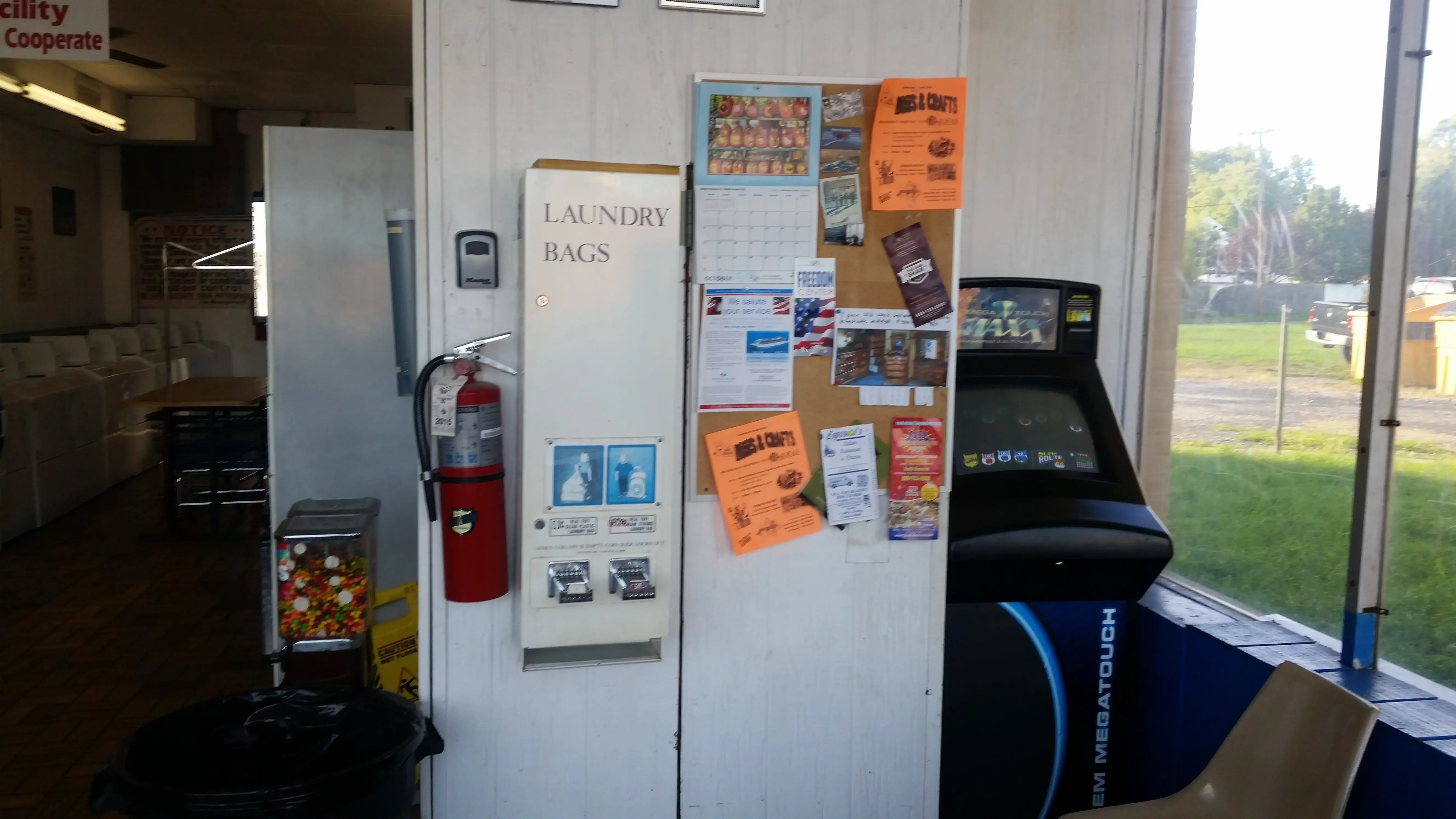 Wrightstown Laundromat thumbnail 6