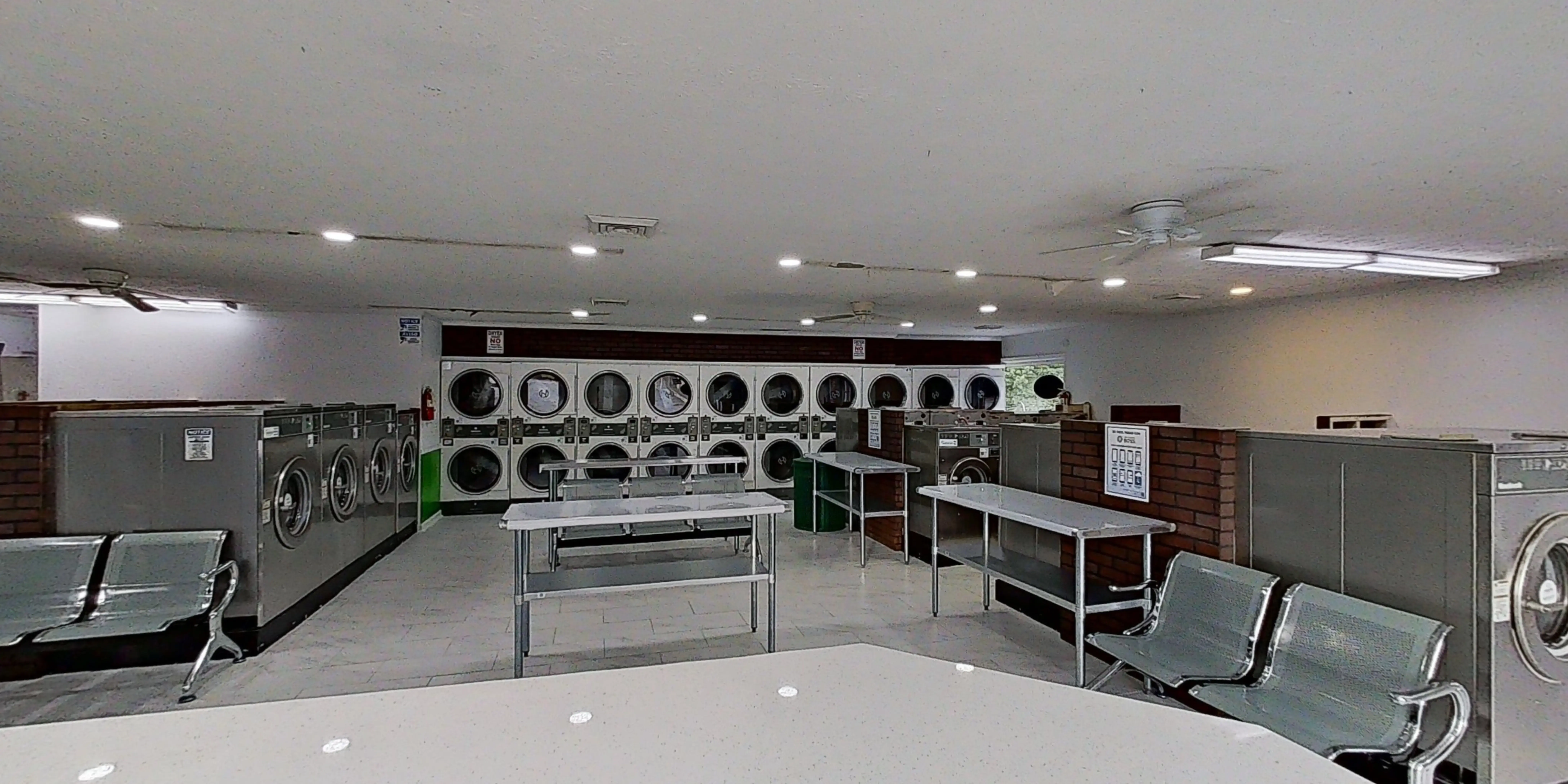 WSHFLD Laundromat - Image 15