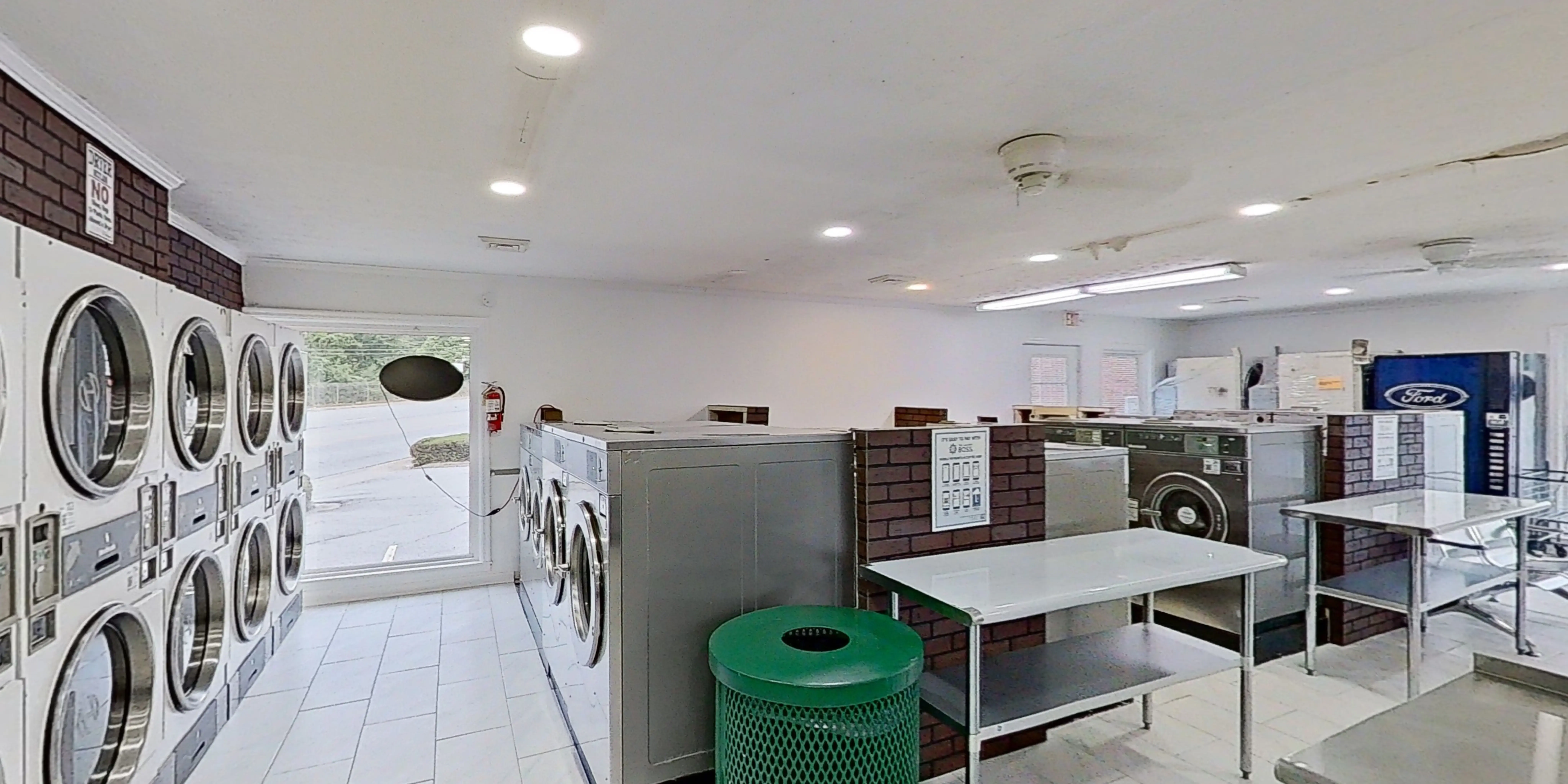 WSHFLD Laundromat - Image 19