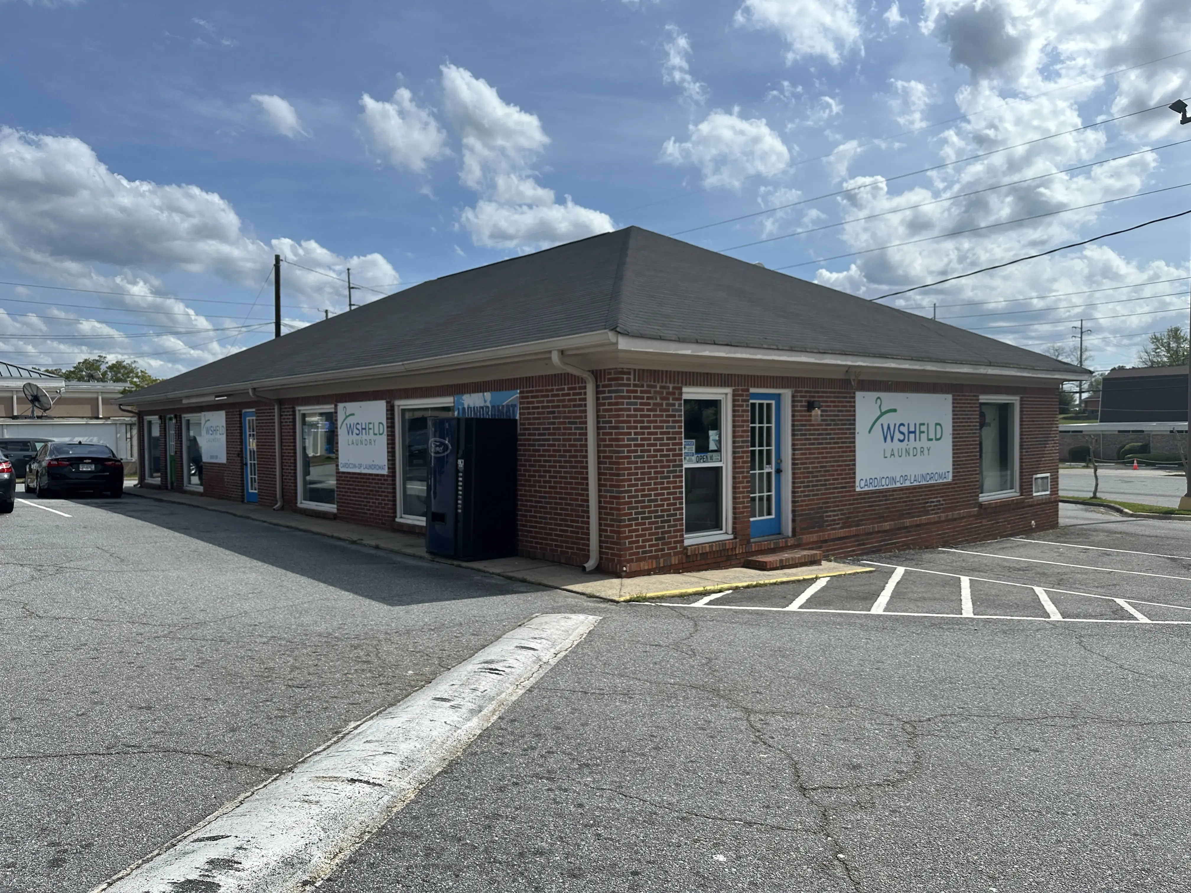 WSHFLD Laundromat - Image 3