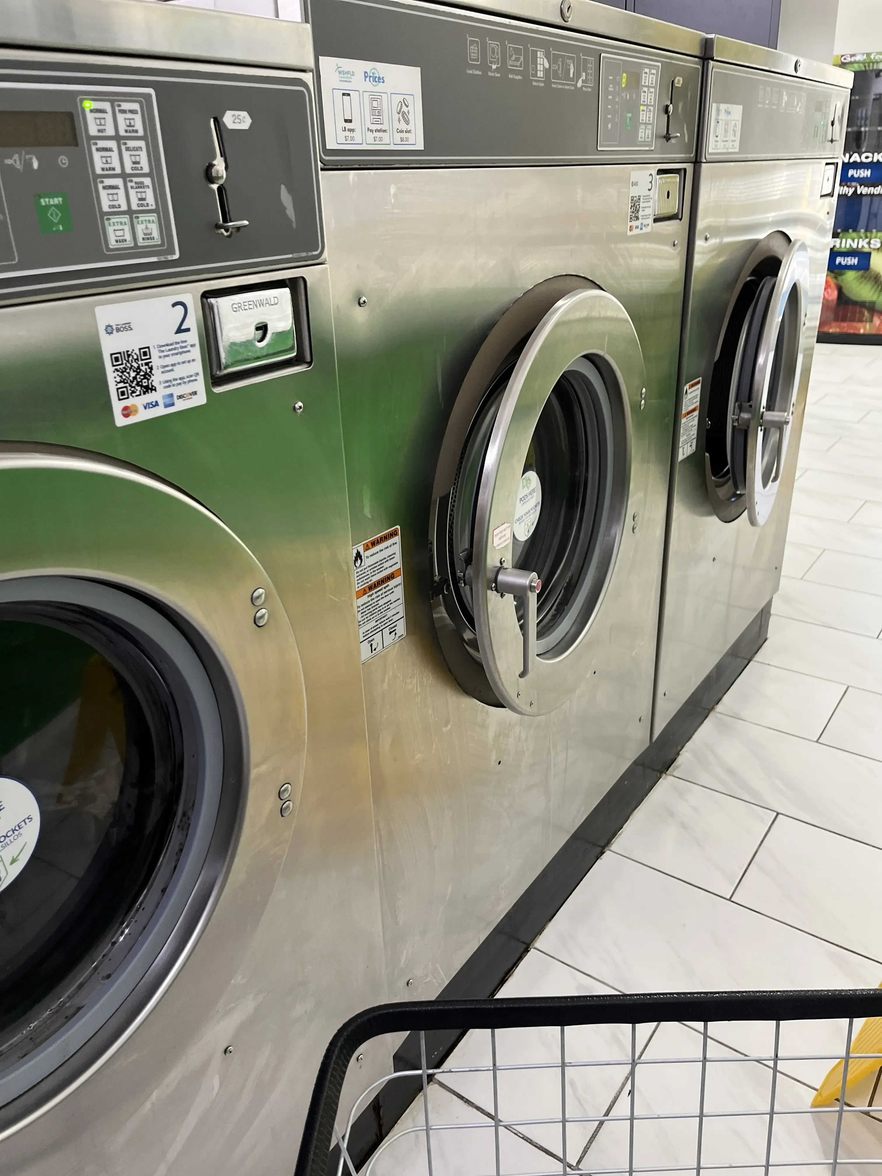 WSHFLD Laundromat thumbnail 13
