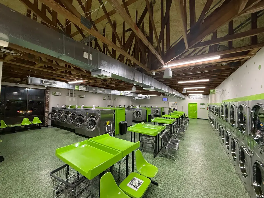 Xpress Laundromat - Image 3