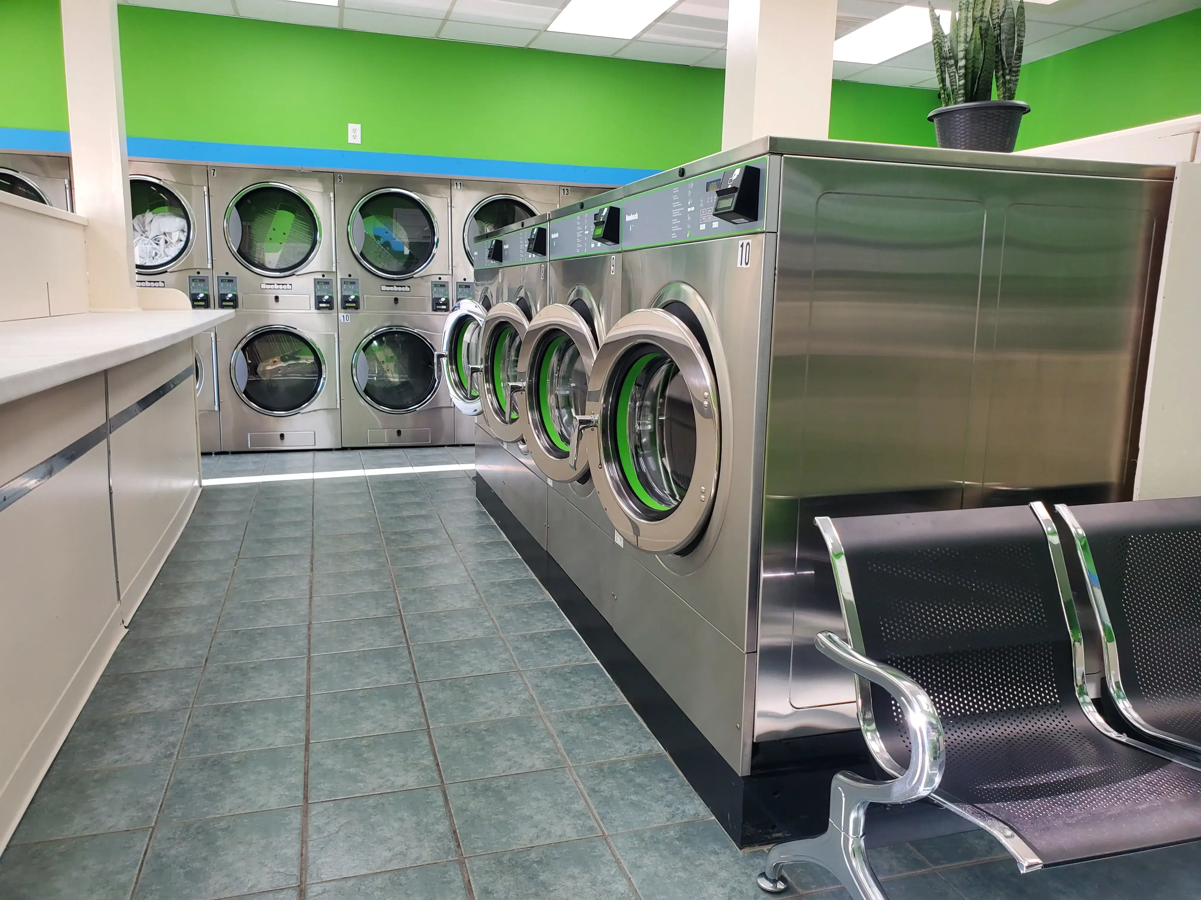 Xpress Laundry - Image 12