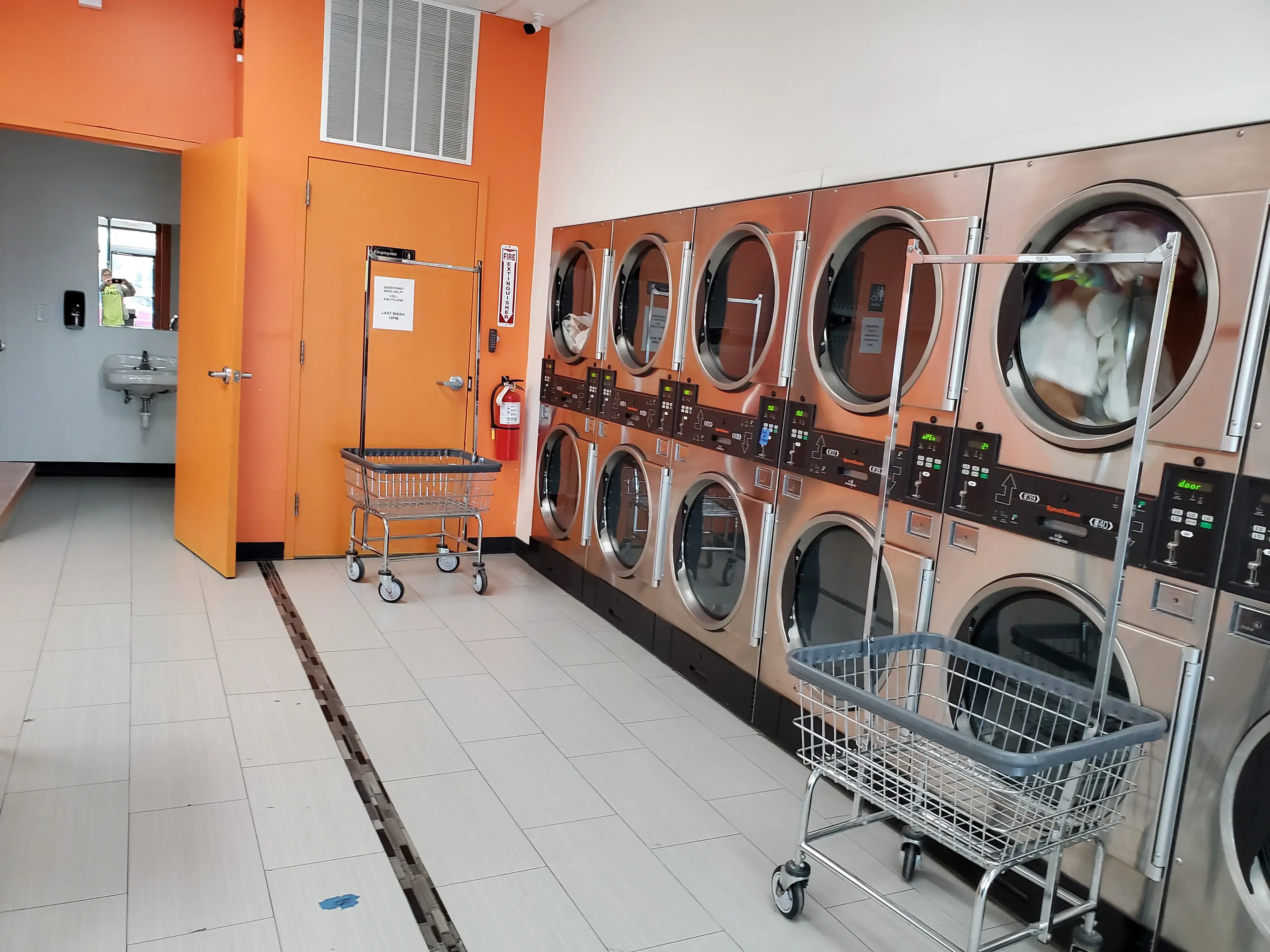 Xpress Laundry thumbnail 3