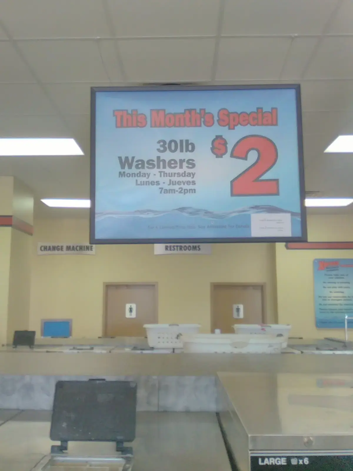 Xpress Washateria - Image 13