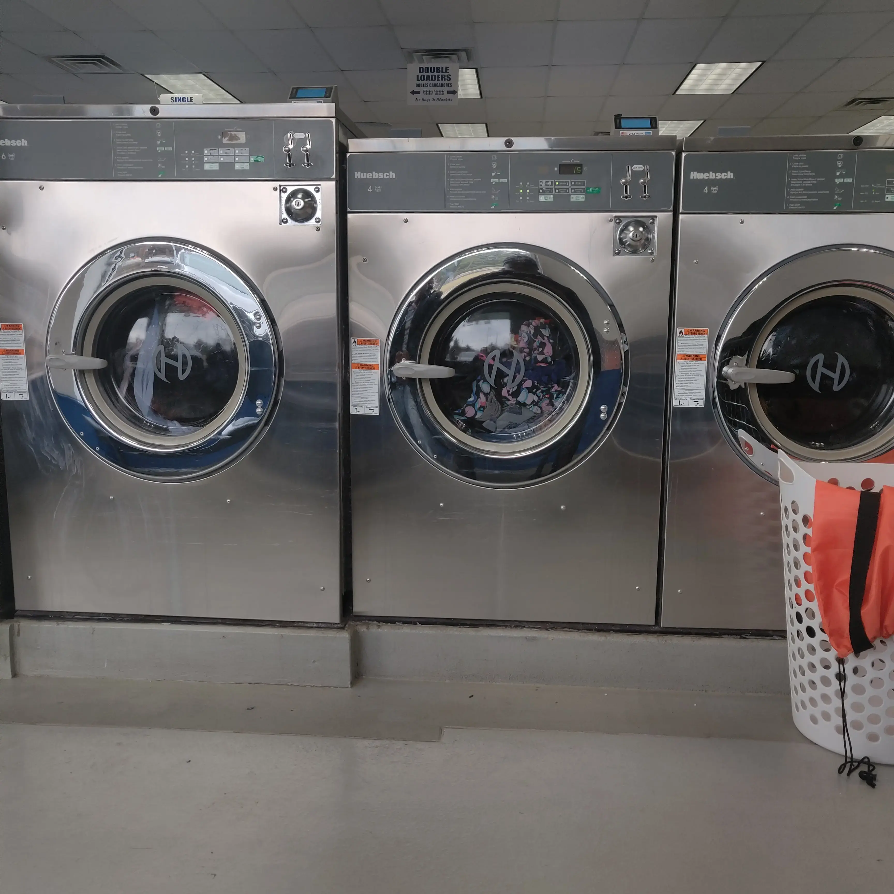 XTreme Clean Laundry. (FREE DRYERS & WiFI) accepting Credit, Debit or coin location