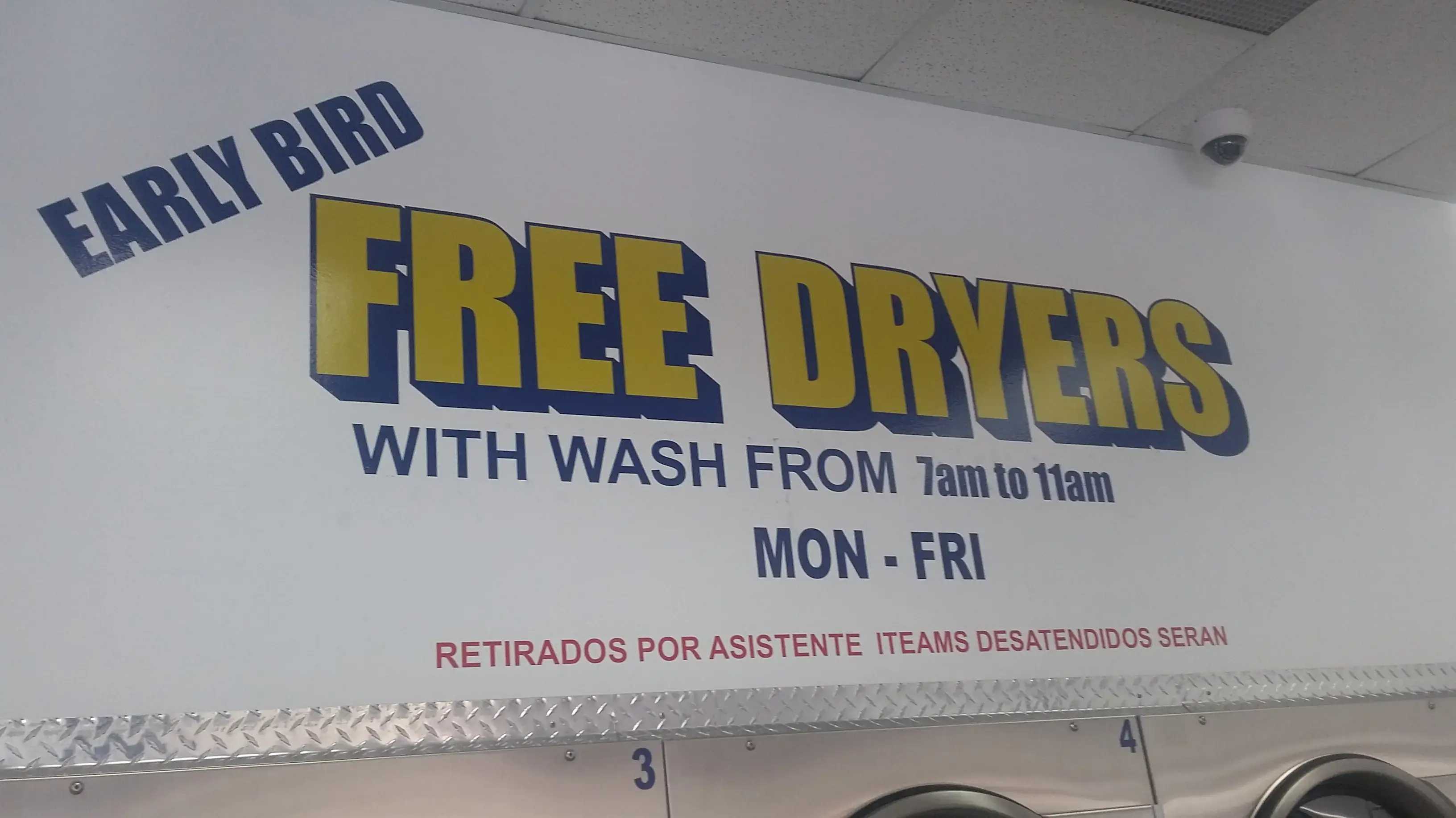 XTreme Clean Laundry. (FREE DRYERS & WiFI) accepting Credit, Debit or coin - Image 17