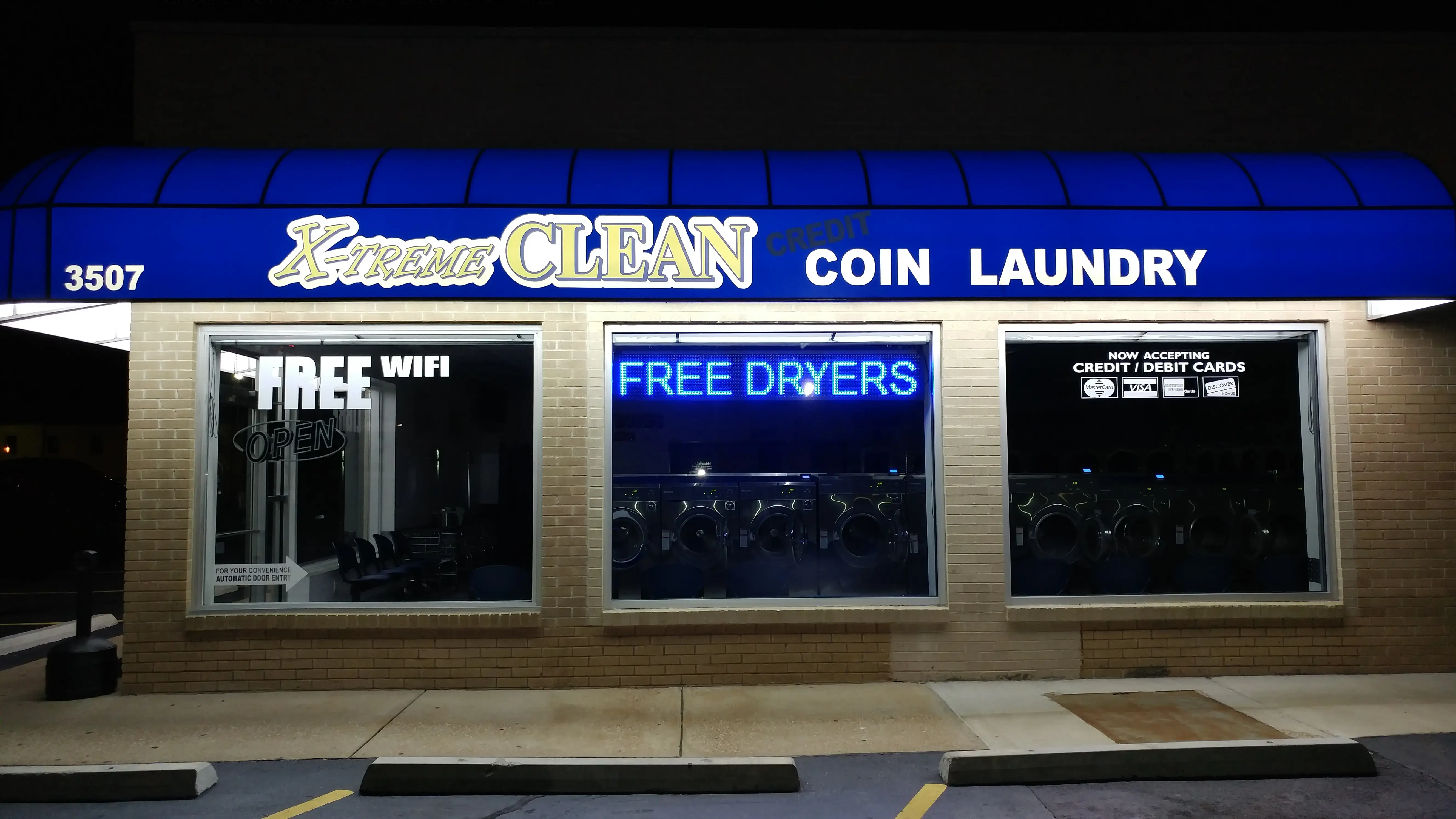XTreme Clean Laundry. (FREE DRYERS & WiFI) accepting Credit, Debit or coin - Image 14