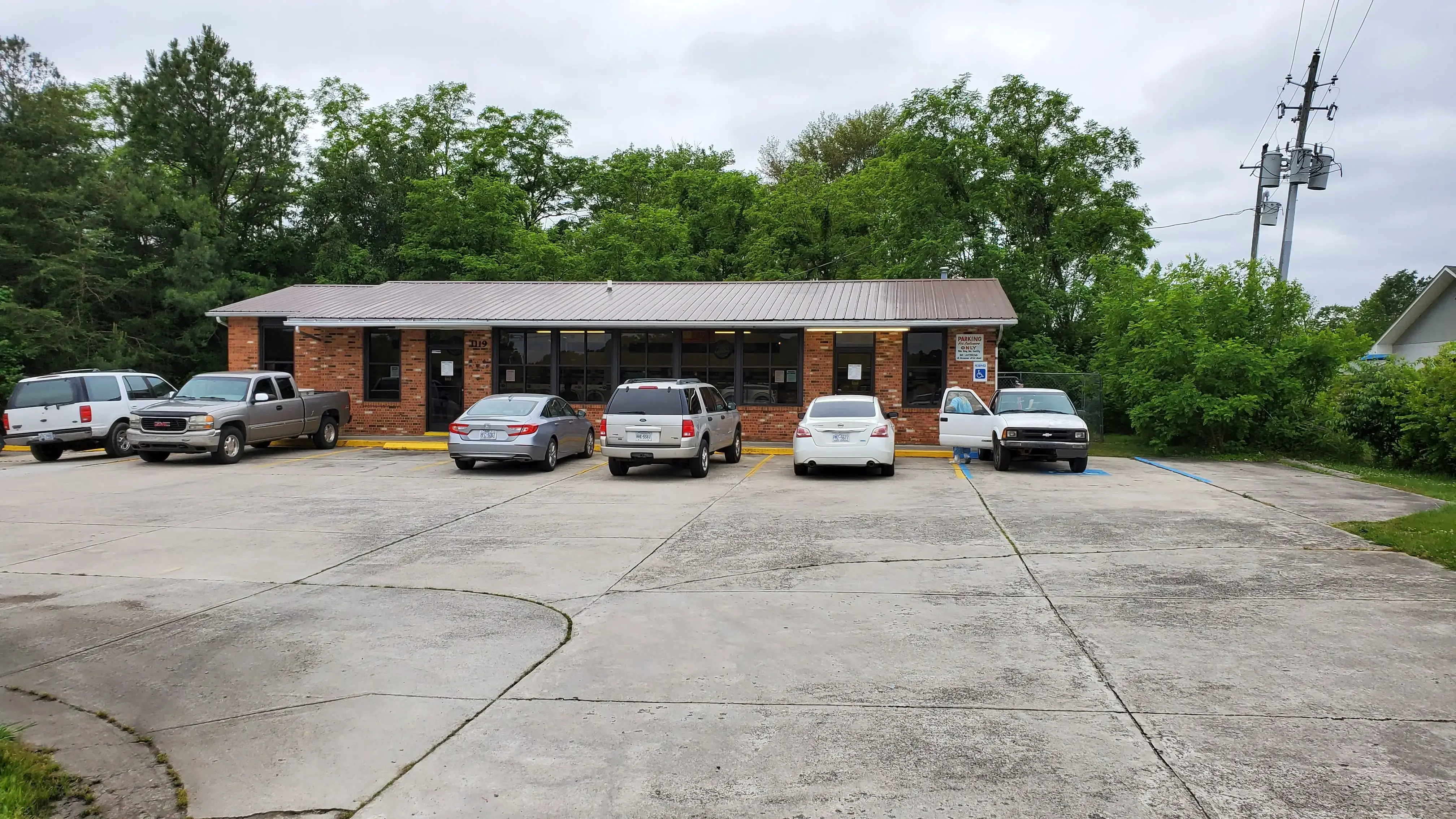 Yanceyville Laundry Land Laundromat thumbnail 2