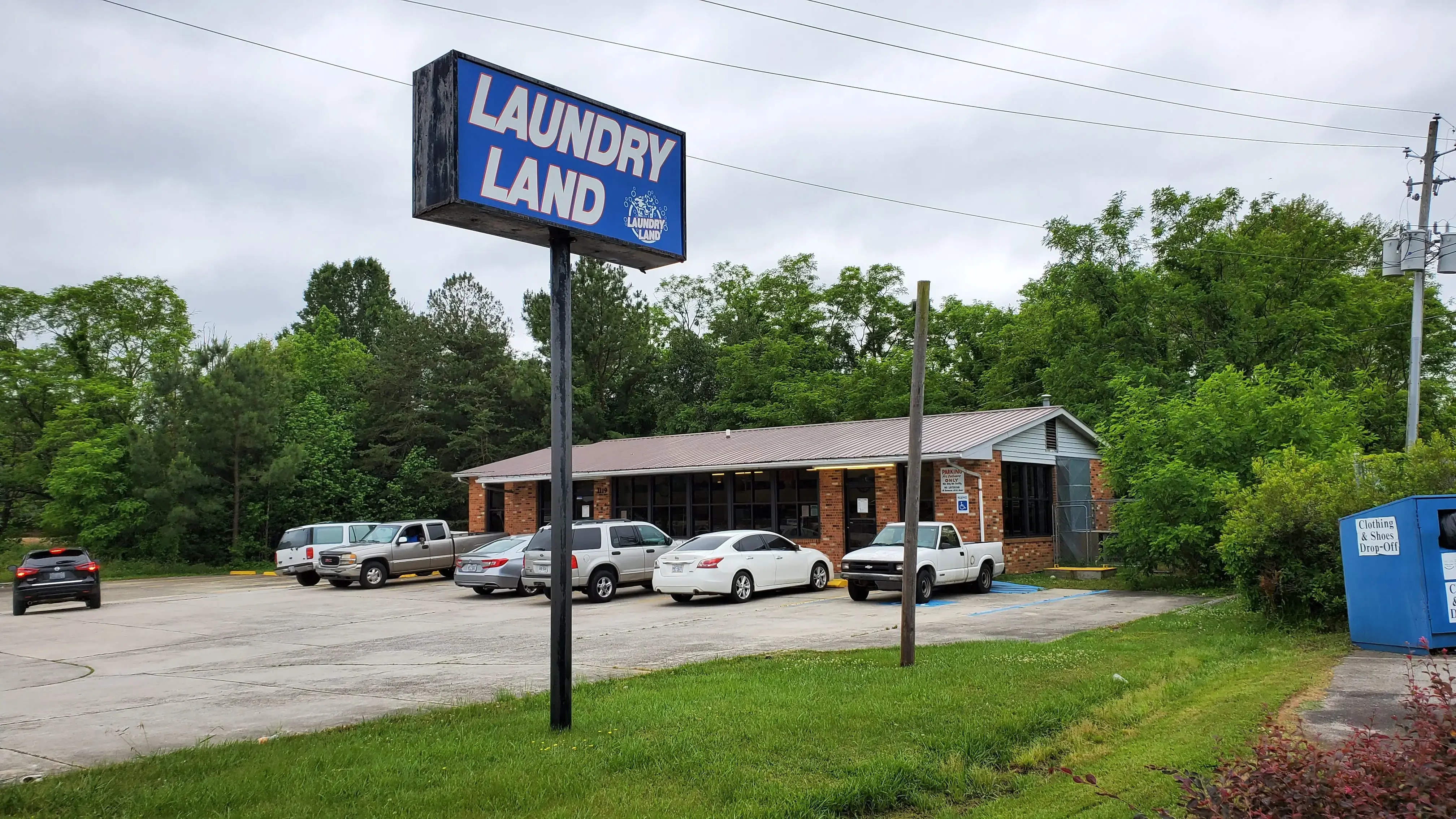 Yanceyville Laundry Land Laundromat thumbnail 3