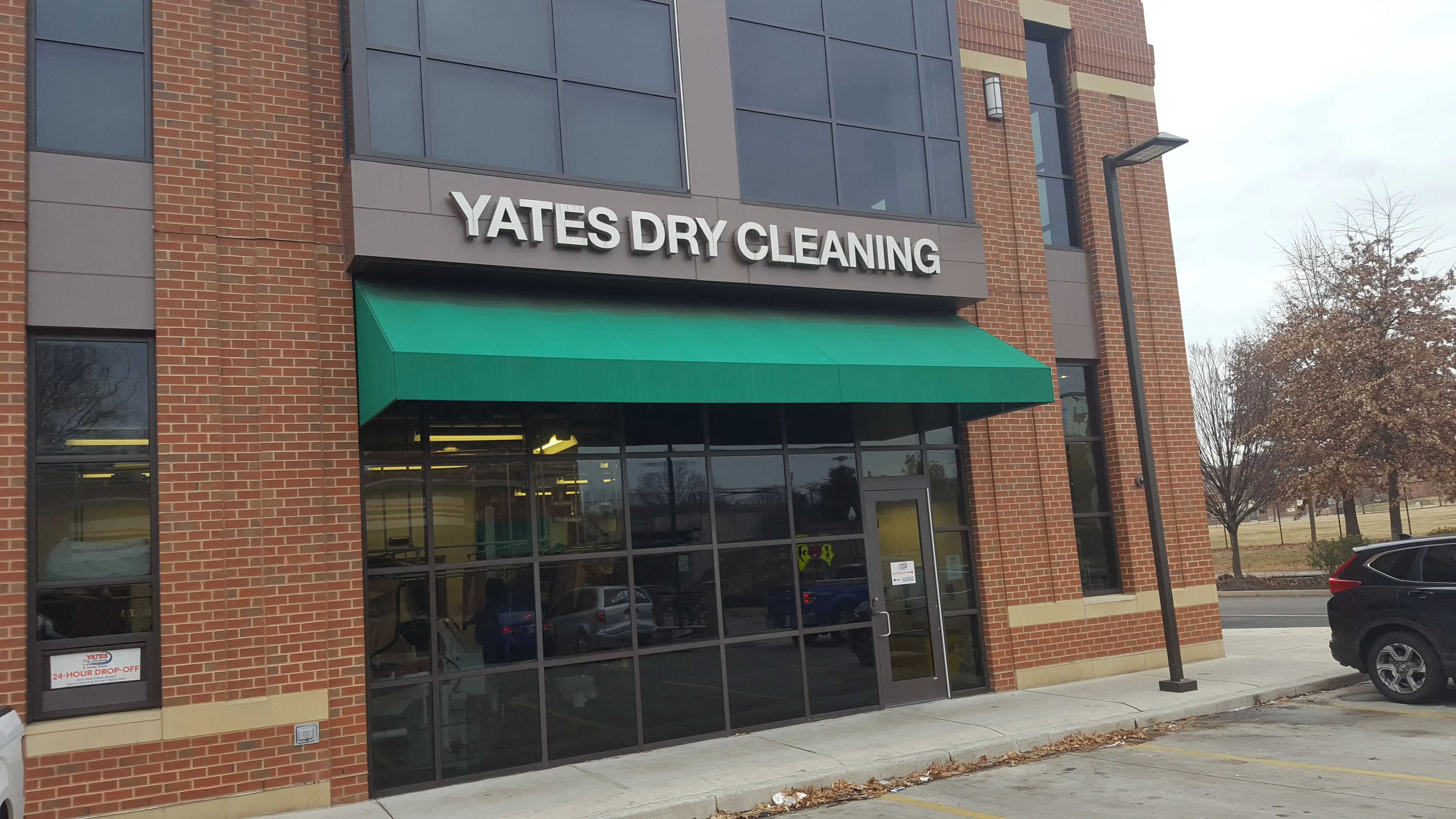 Yates Dry Cleaning & Alterations - Image 12