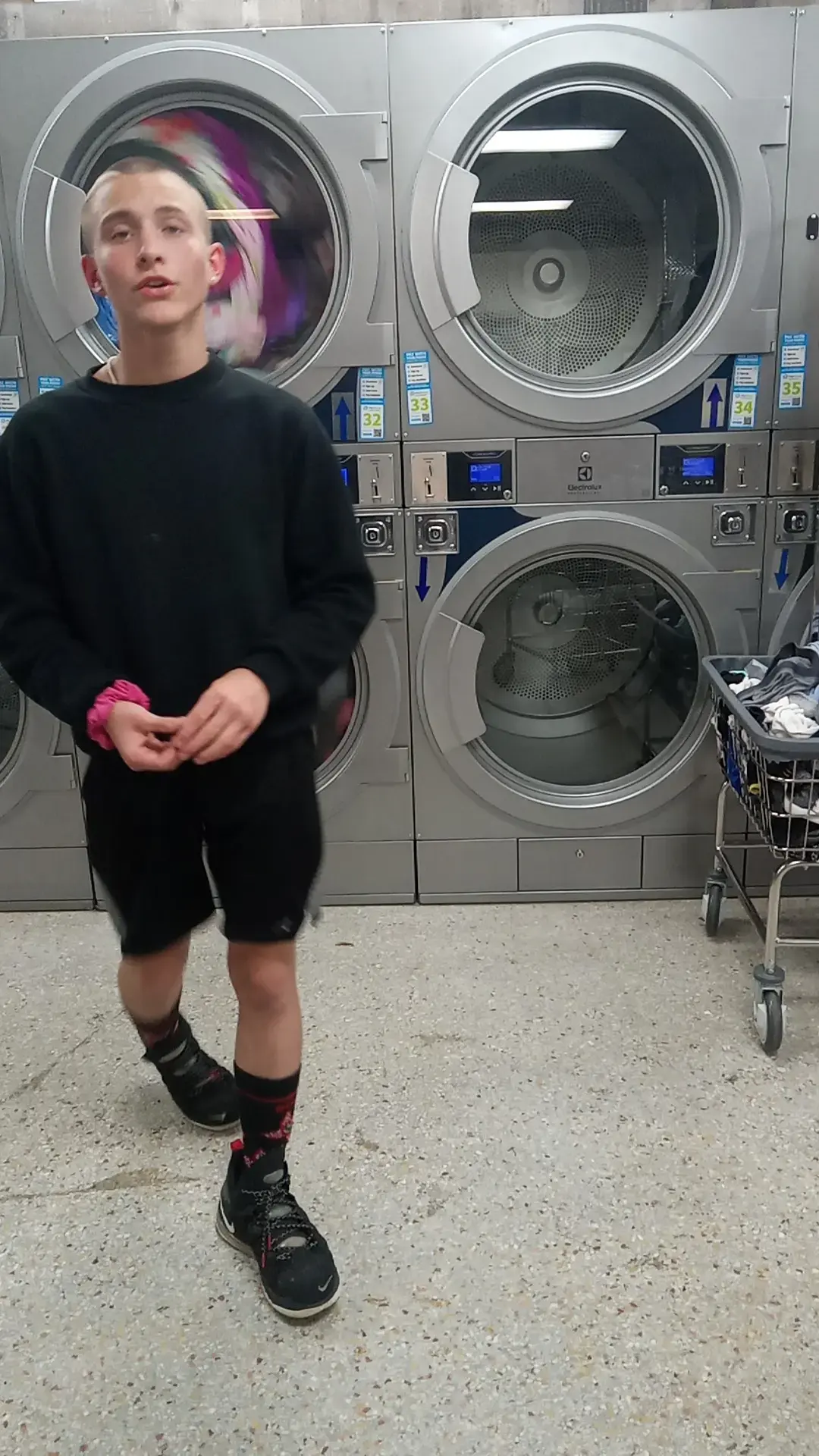 Yele coin laundry - Image 8