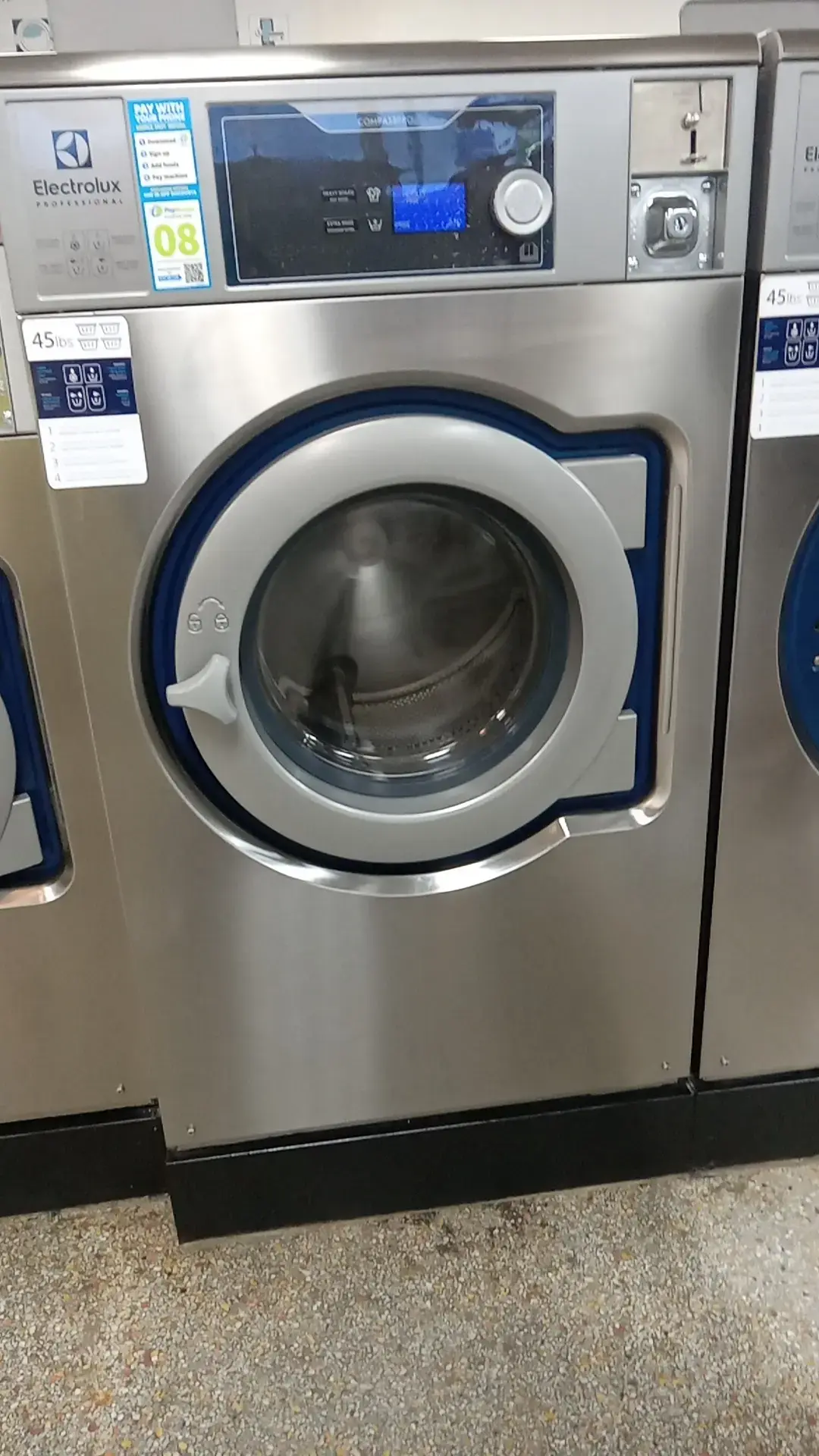 Yele coin laundry thumbnail 5