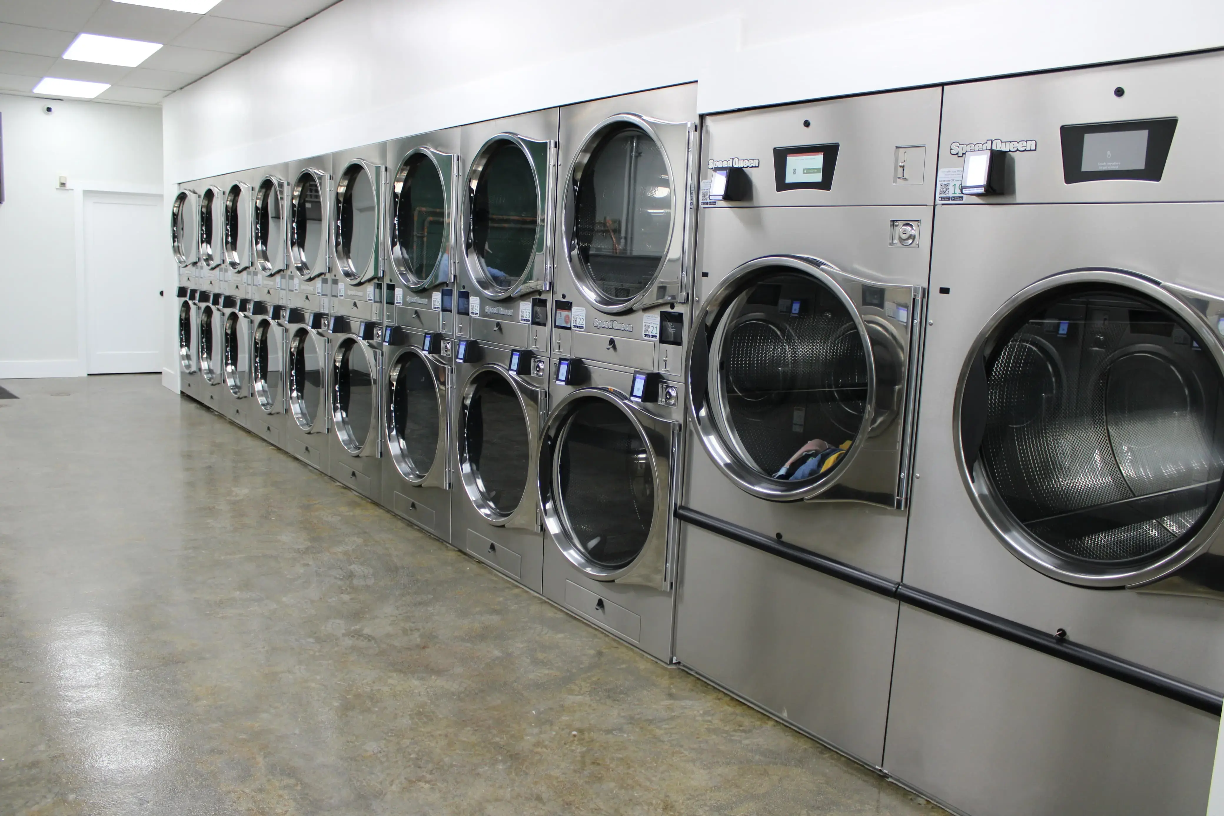 Yellowstone Laundry - Image 14