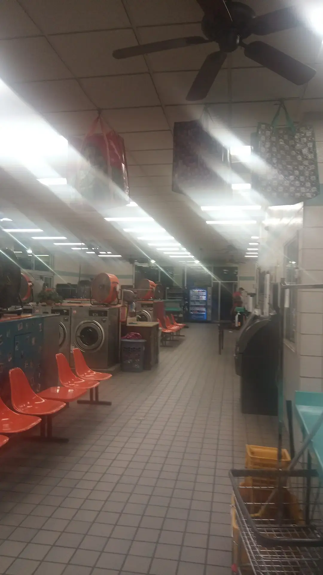 Yes Coin Laundry thumbnail 3
