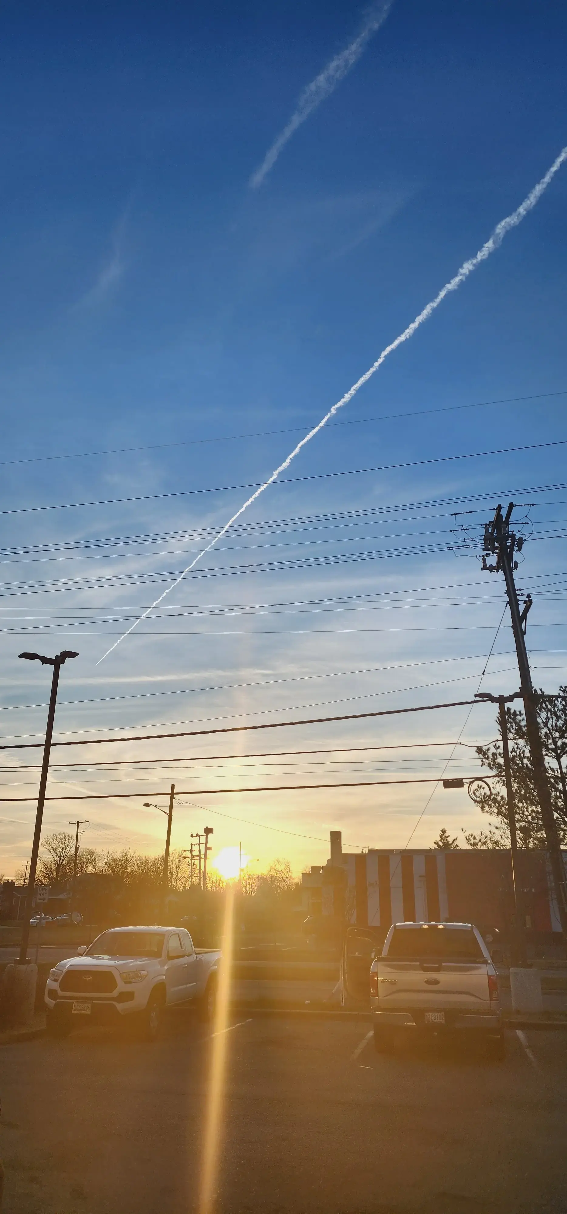 Yes Coin Laundry - Image 2