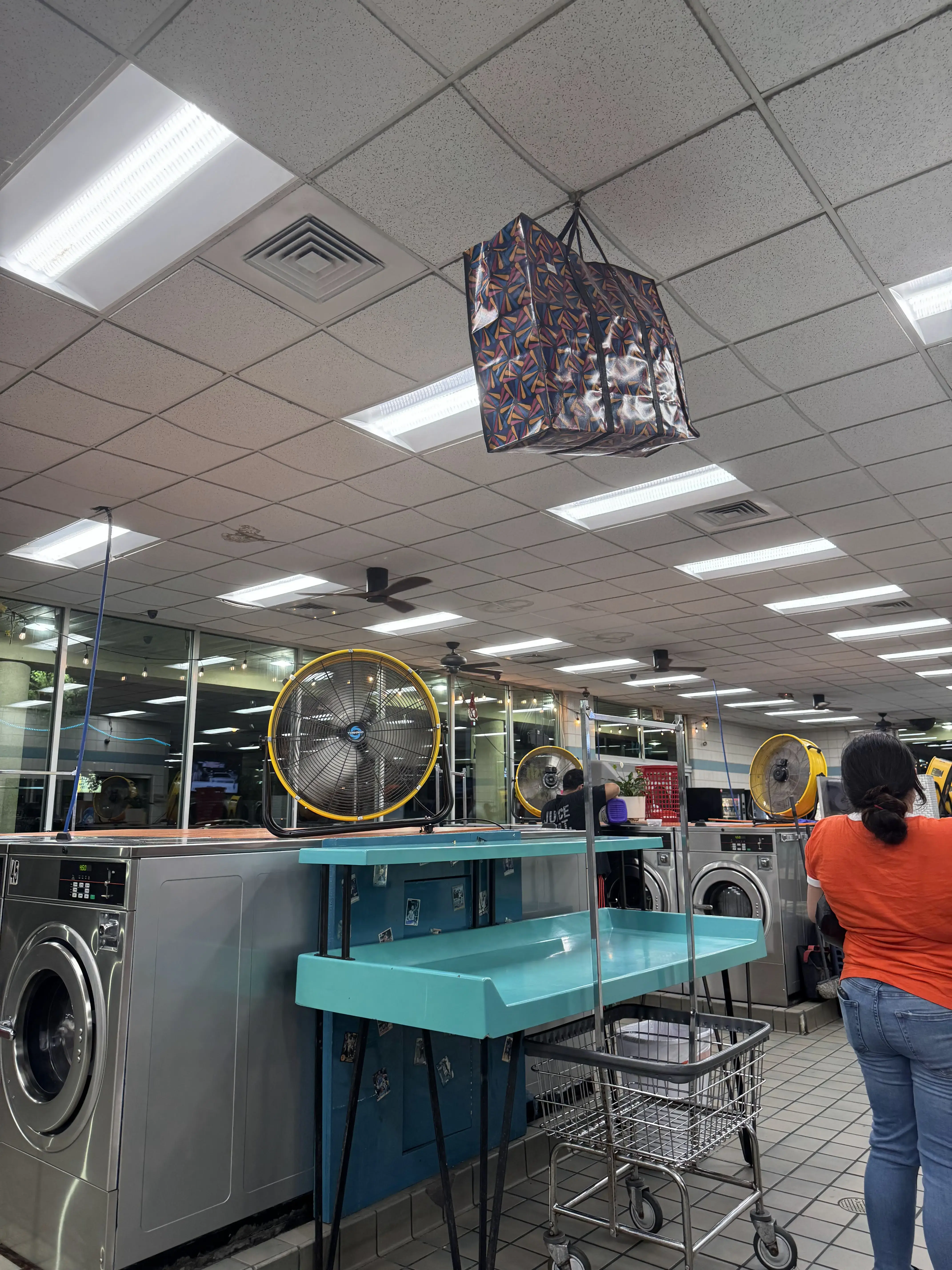 Yes Coin Laundry thumbnail 17