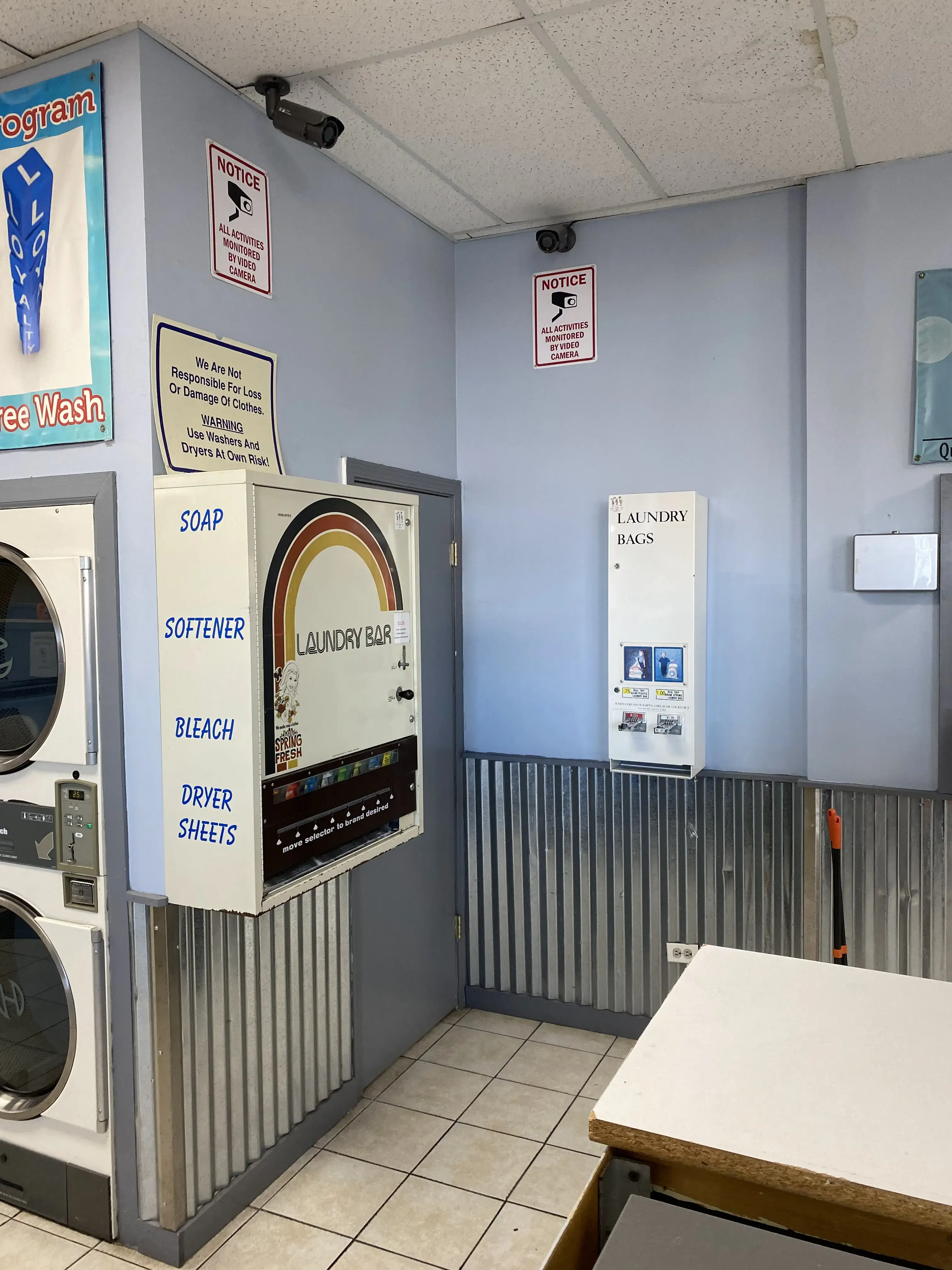 YNot Laundry - Schiller Park - Image 8