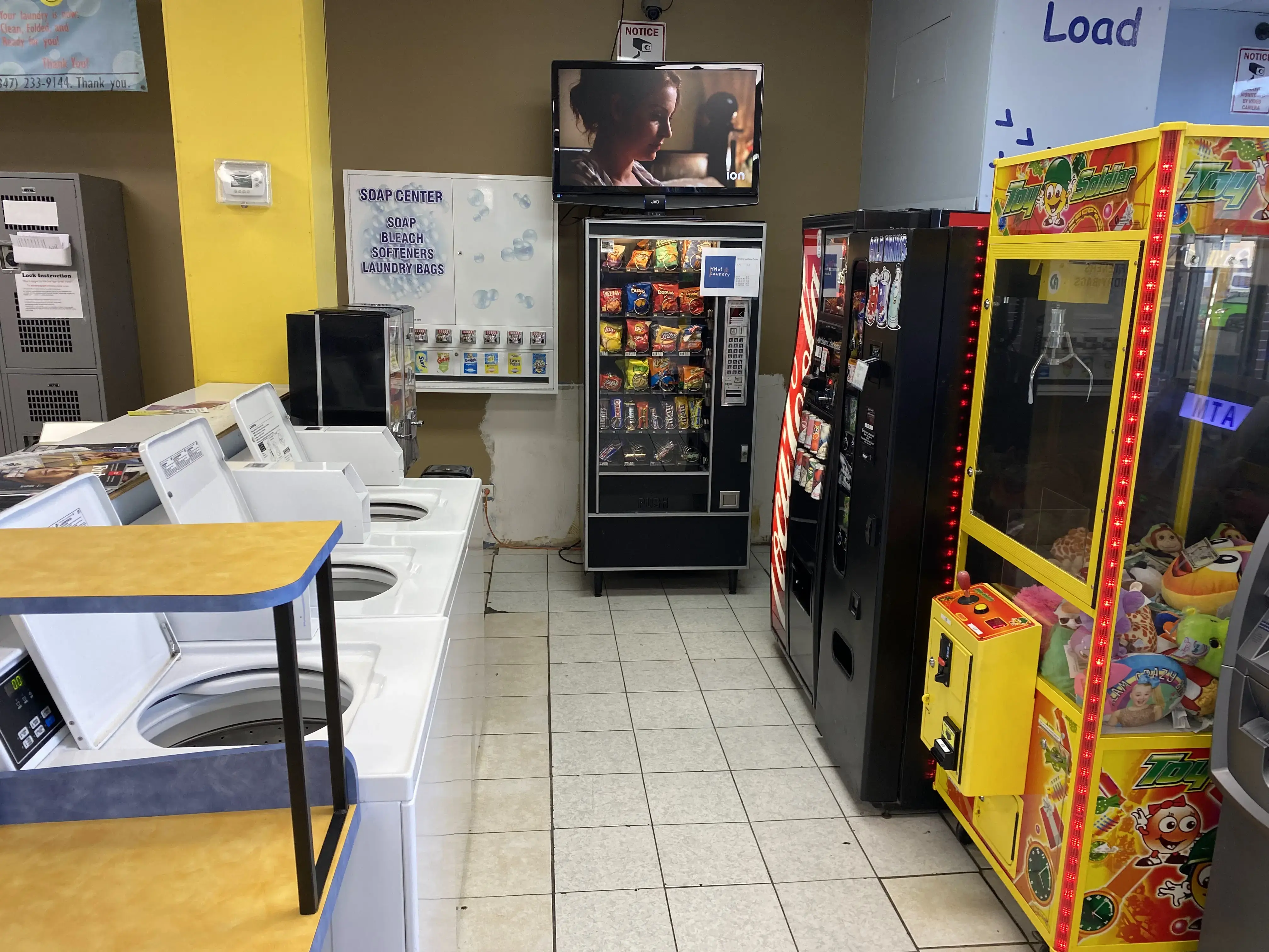 YNot Laundry - Schiller Park - Image 17