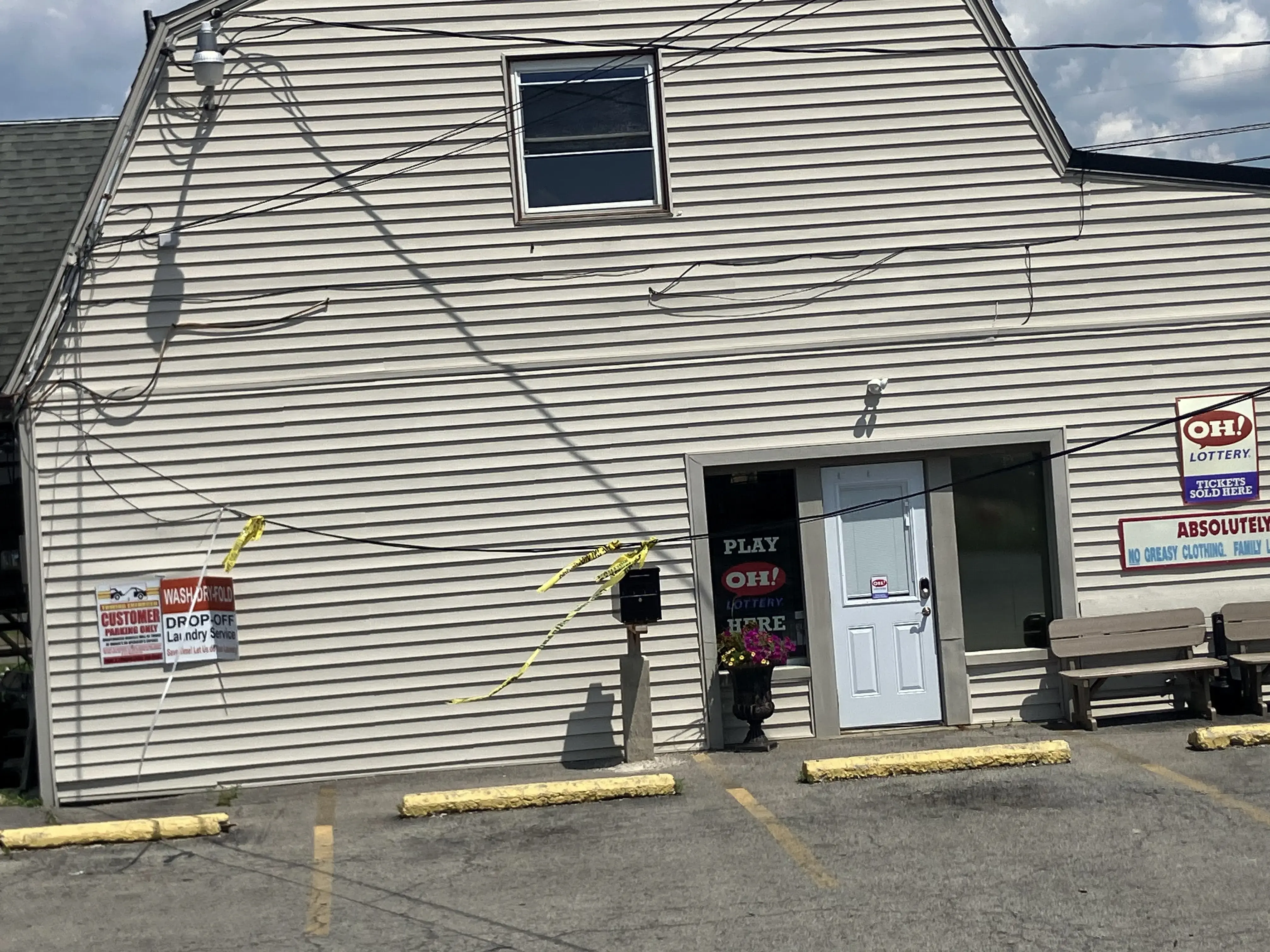 YO Laundromat and Drop Off Laundry Service - Image 14