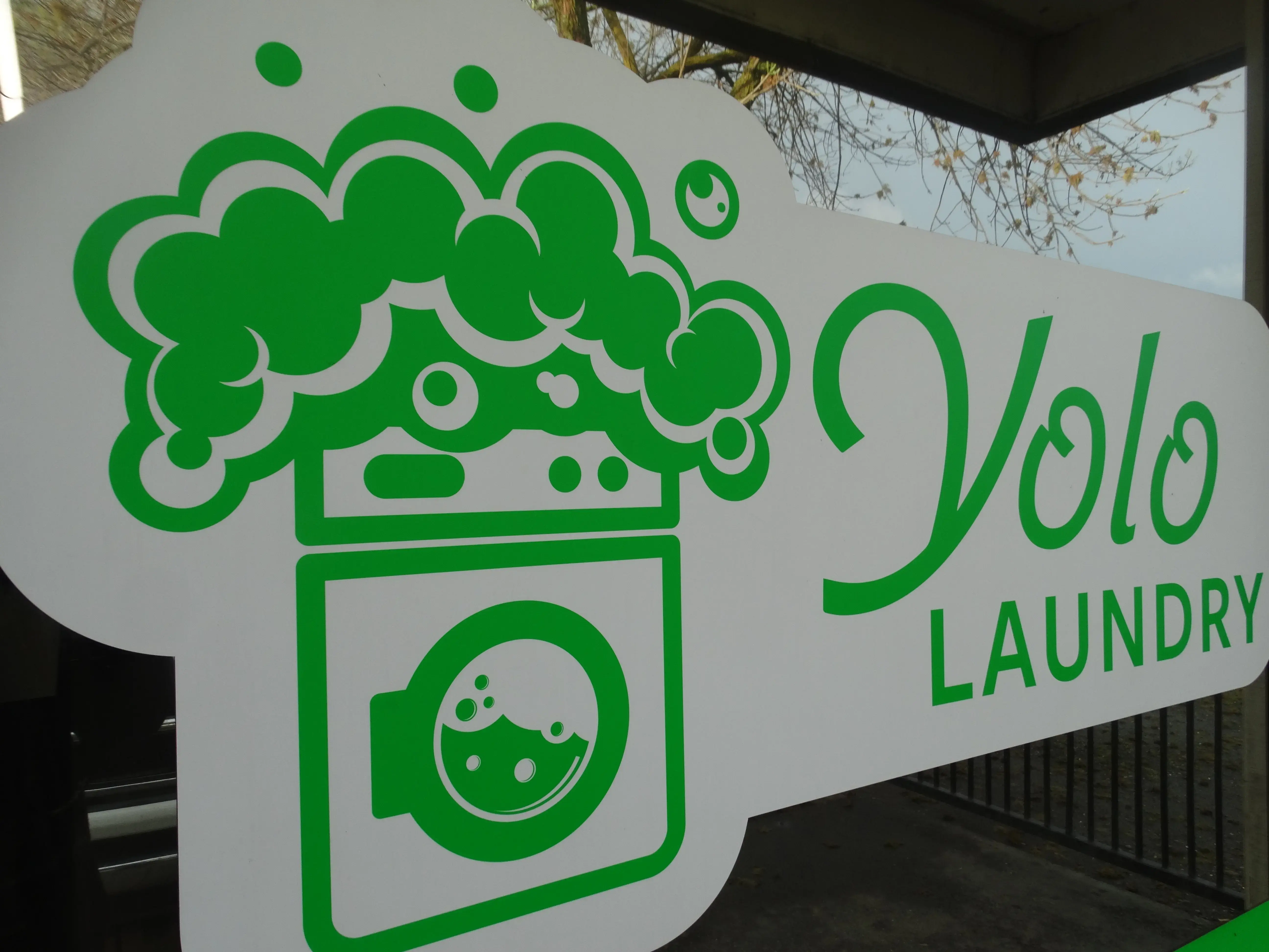 Yolo Laundry thumbnail 11