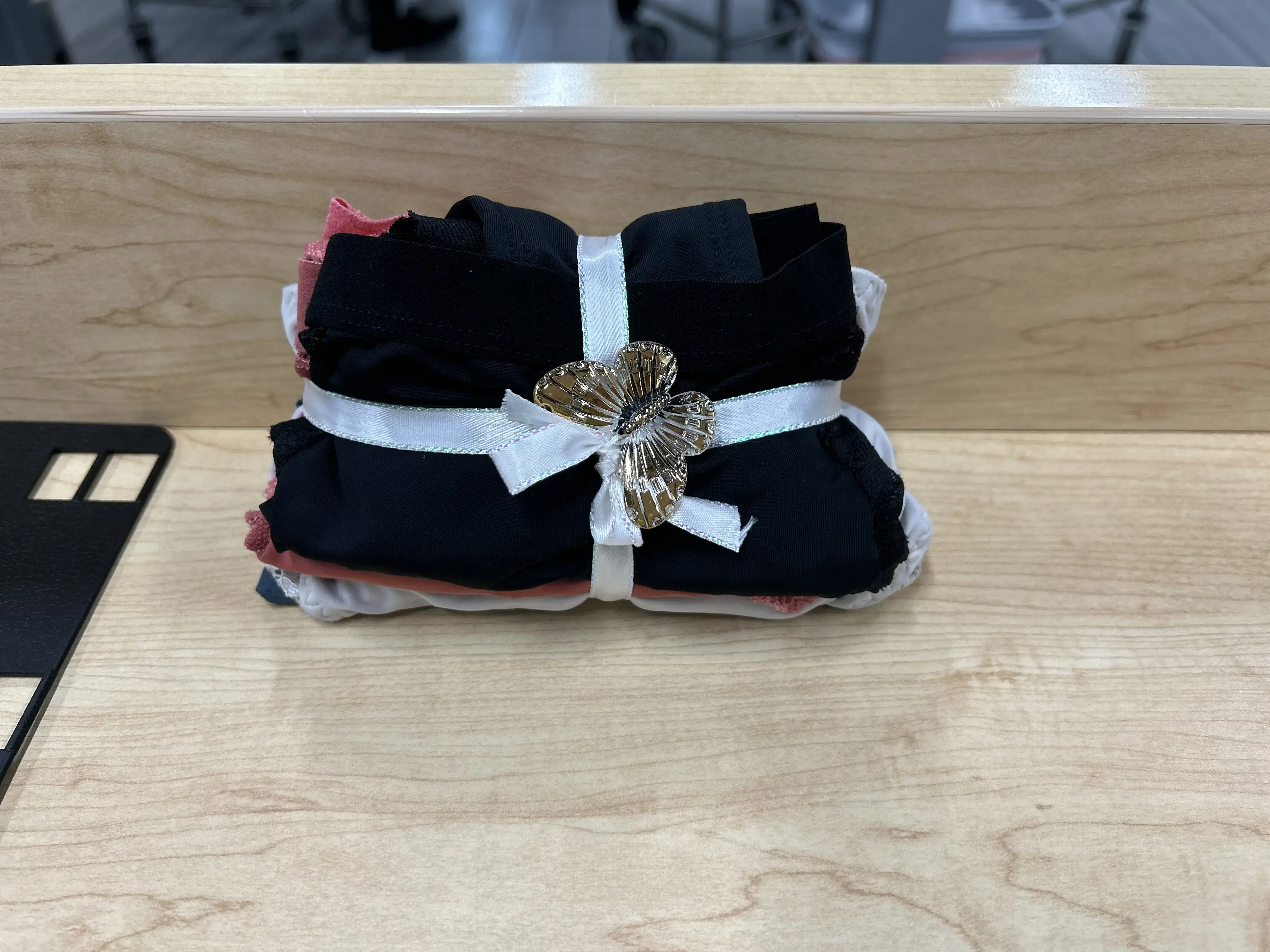 Your Laundry Assistant - Image 5