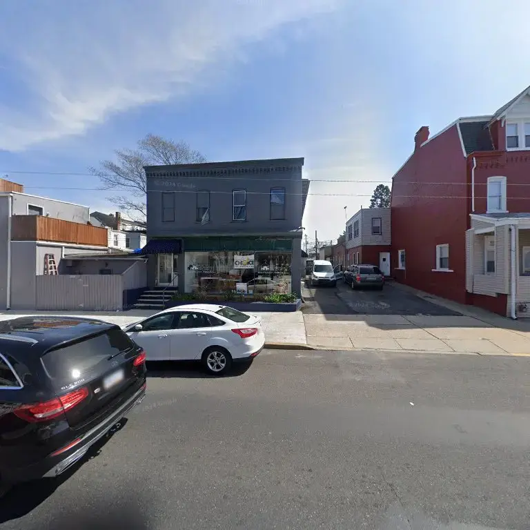 Your Neighborhood Drycleaner thumbnail 7
