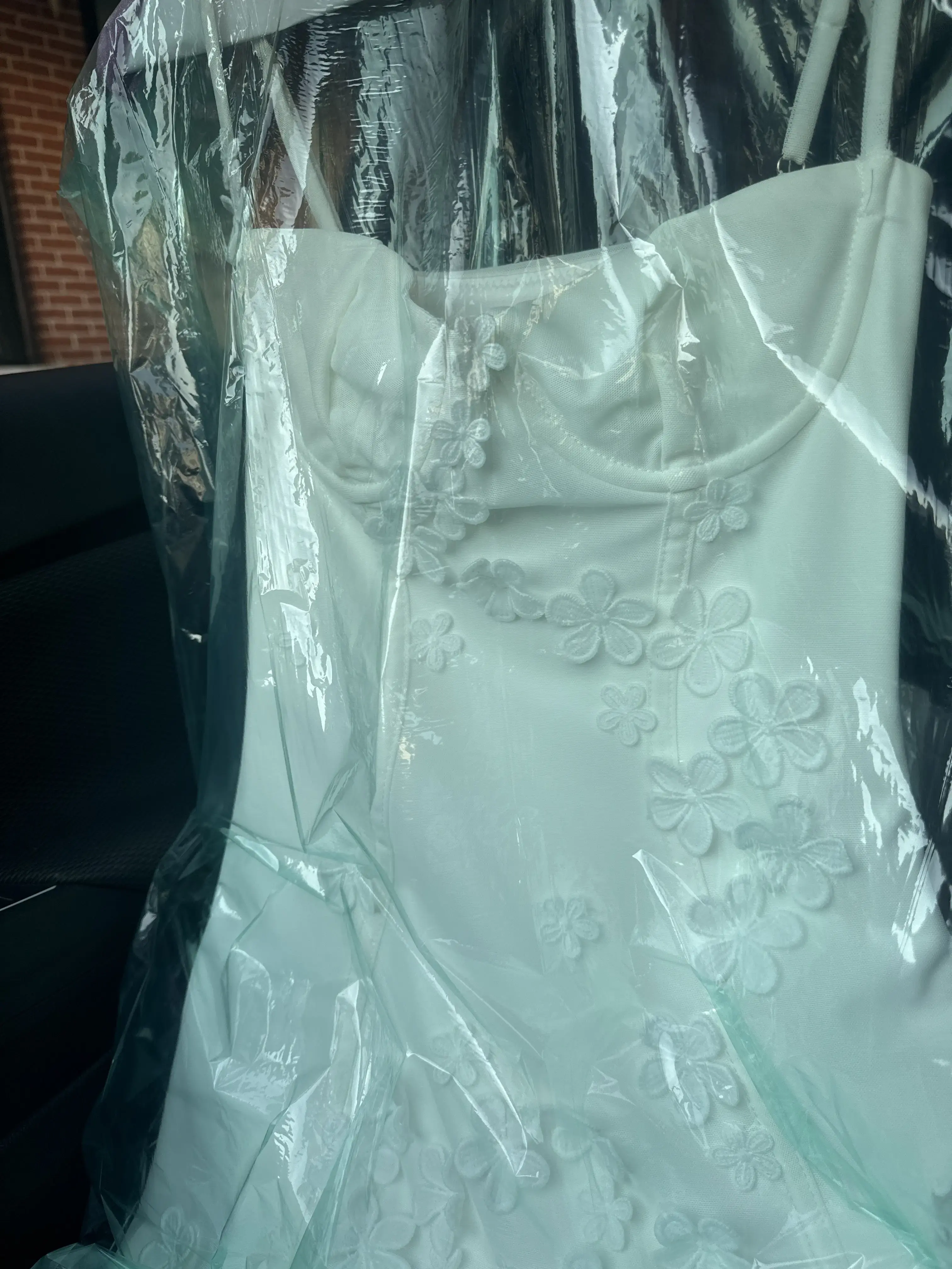Your Neighborhood Drycleaner - Image 5