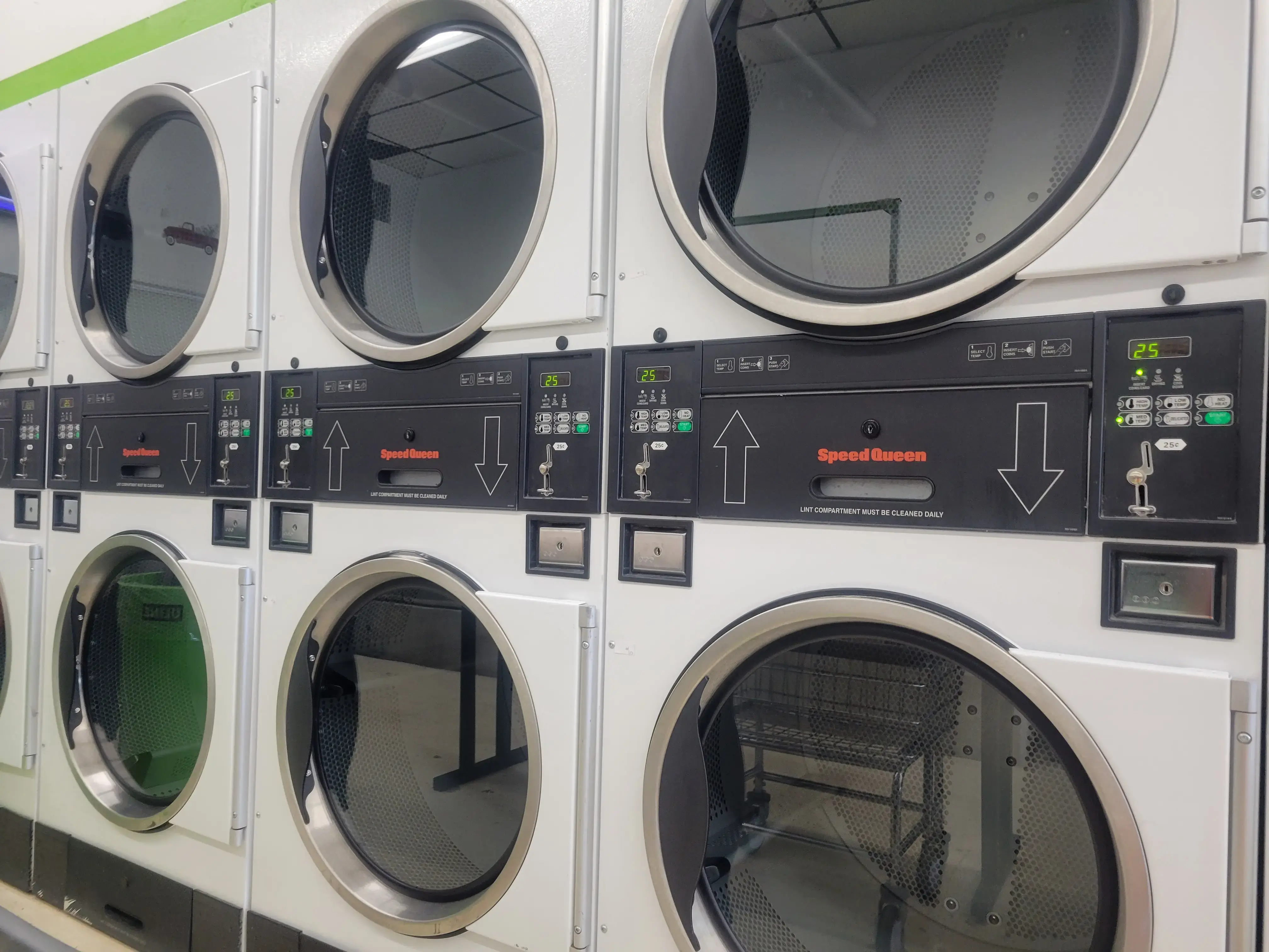 Your Neighborhood Laundromat - Image 4