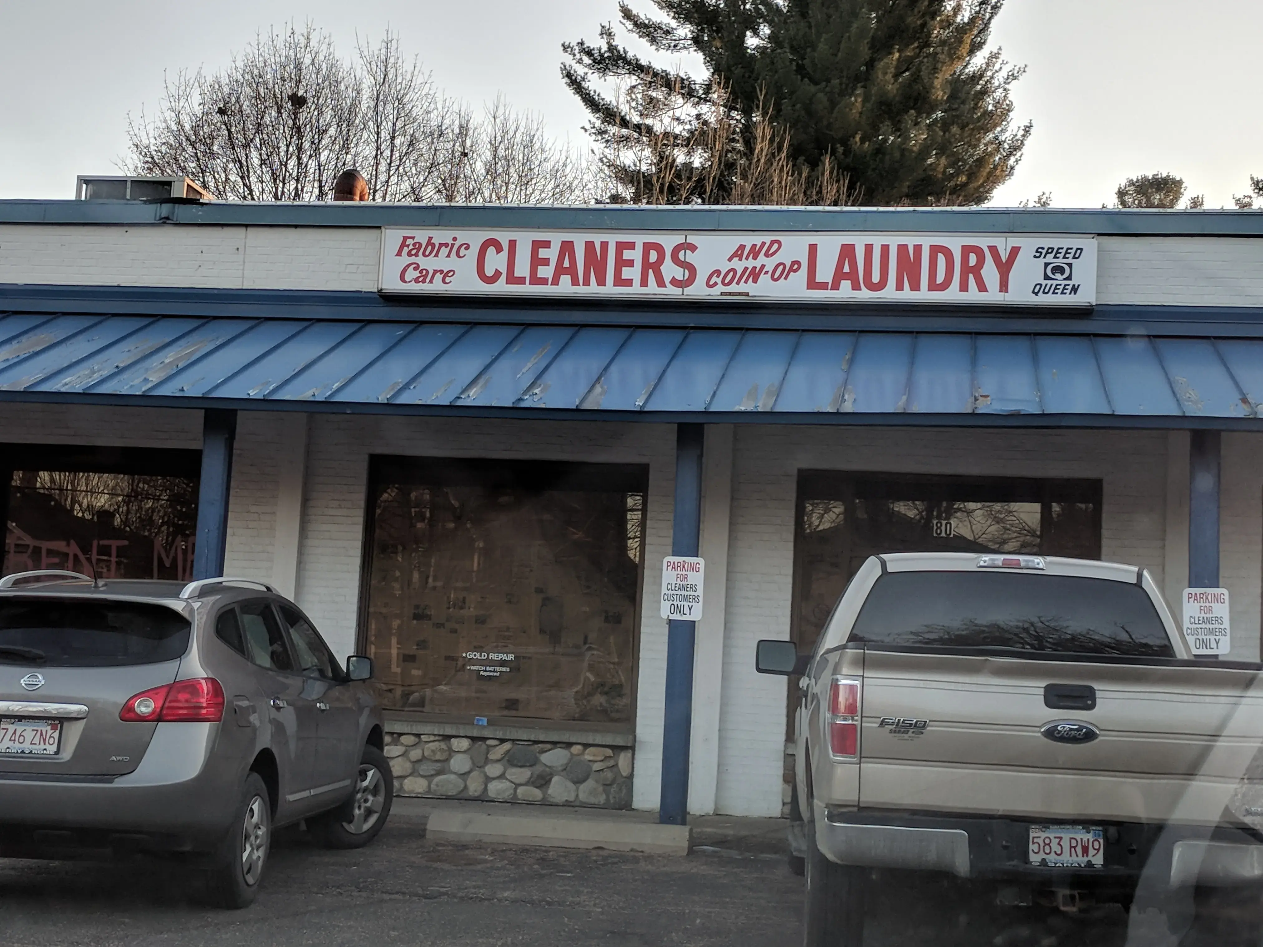 Your Neighborhood Laundromat - Image 5