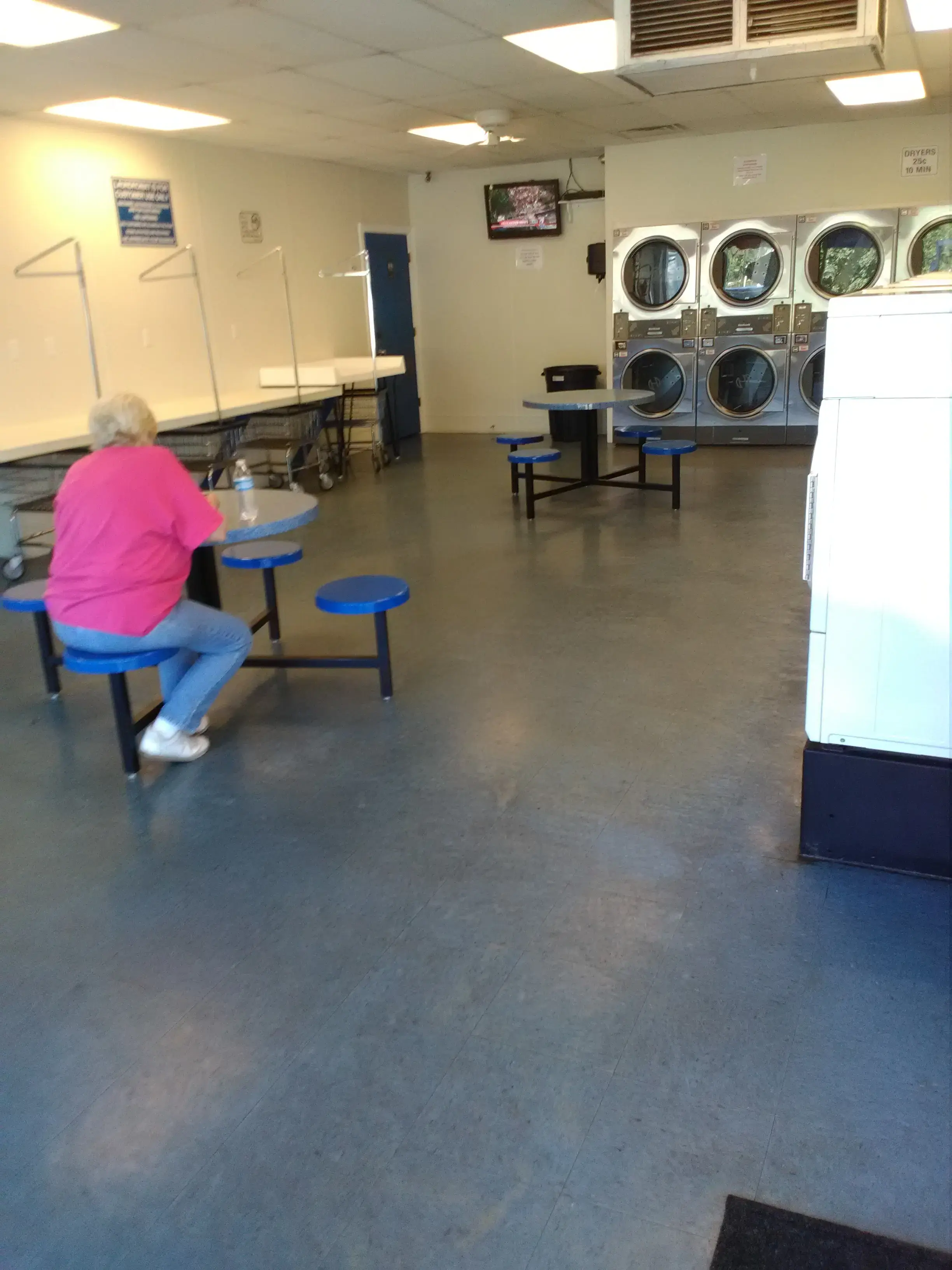 Your Towne Laundry - Image 16
