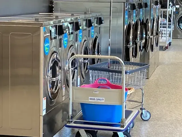 YoWash Laundromat - Image 18