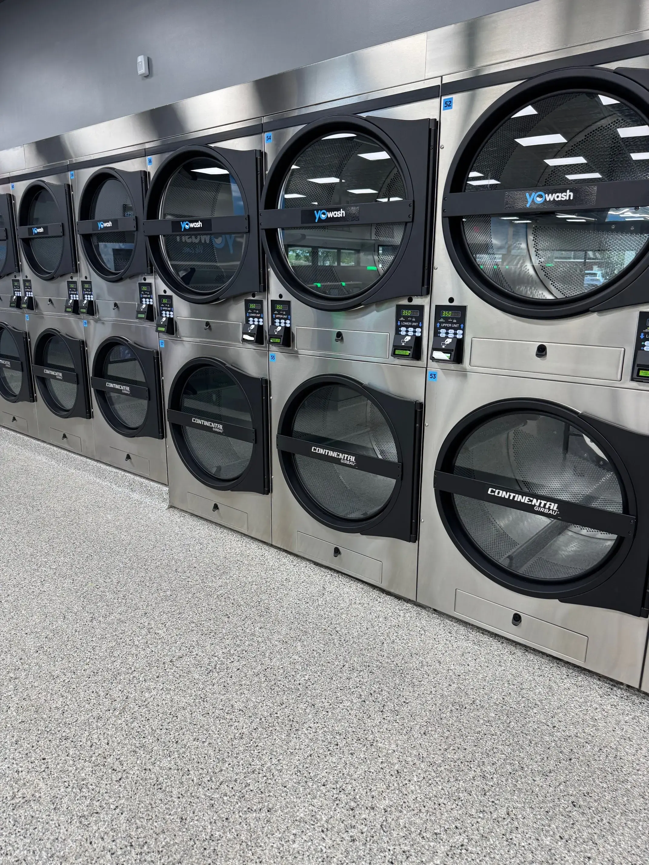 YoWash Laundromat thumbnail 6